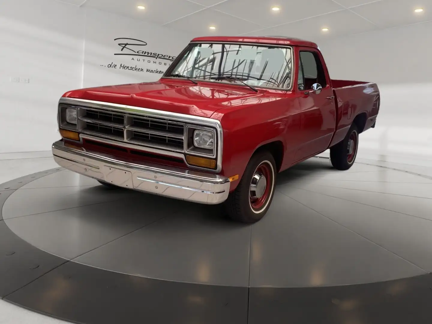 Dodge RAM Dodge RAM D150 318 5.2 l V8 Single Cab Roşu - 2