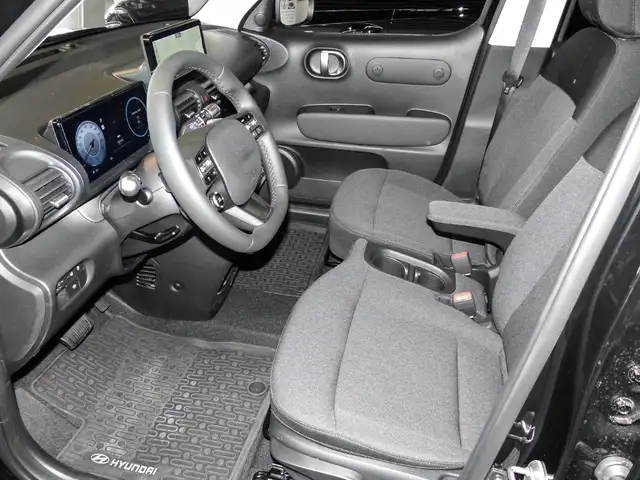 Hyundai Inster view 13