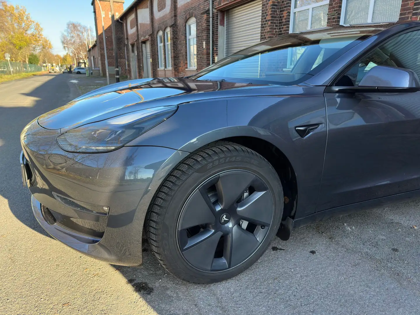 Tesla Model 3 Model 3 Langstreckenbatt. Allradantrieb Dual Motor Grau - 2