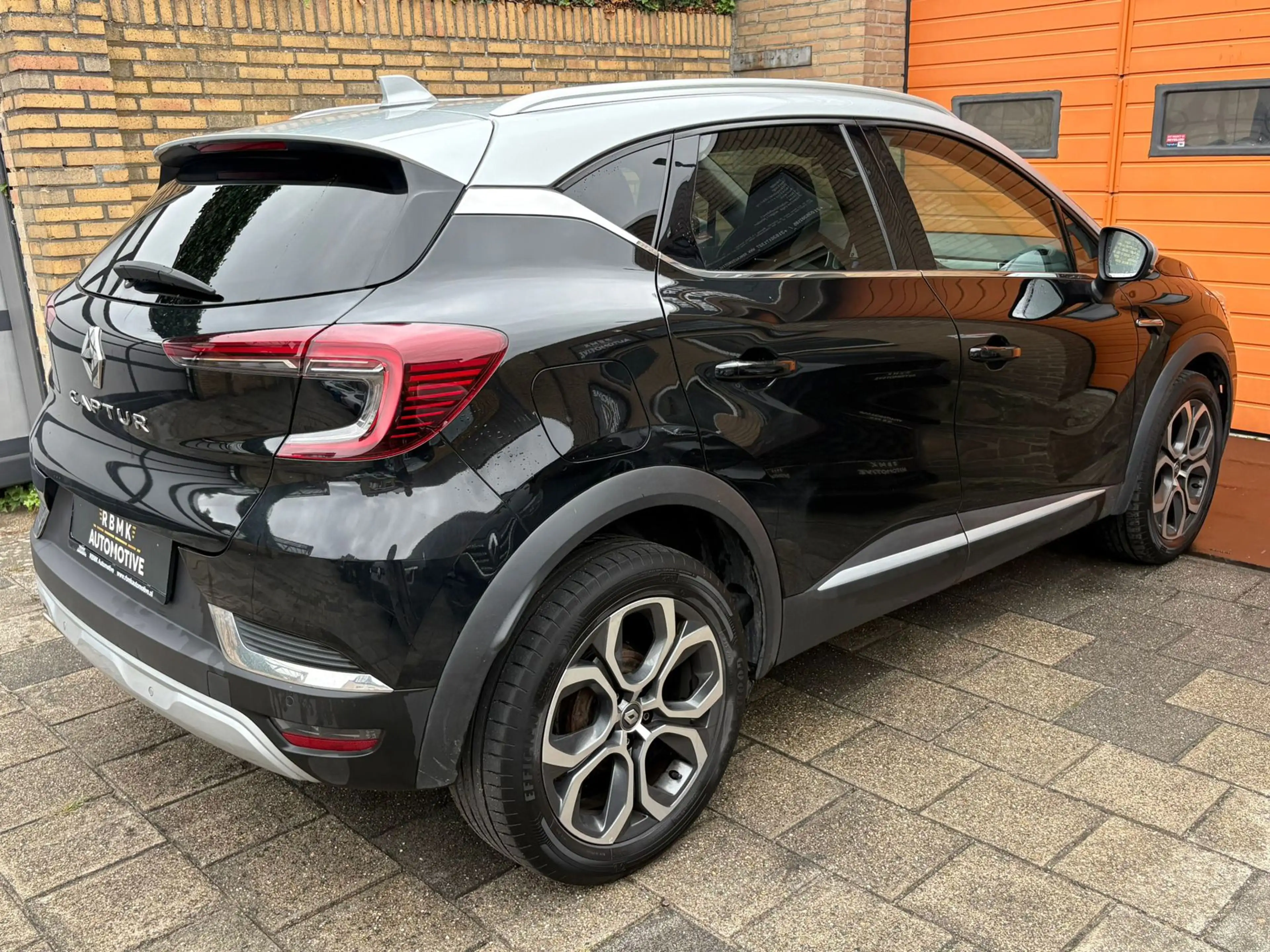 Renault Captur 1.3 TCe 155 Intens — photo 2