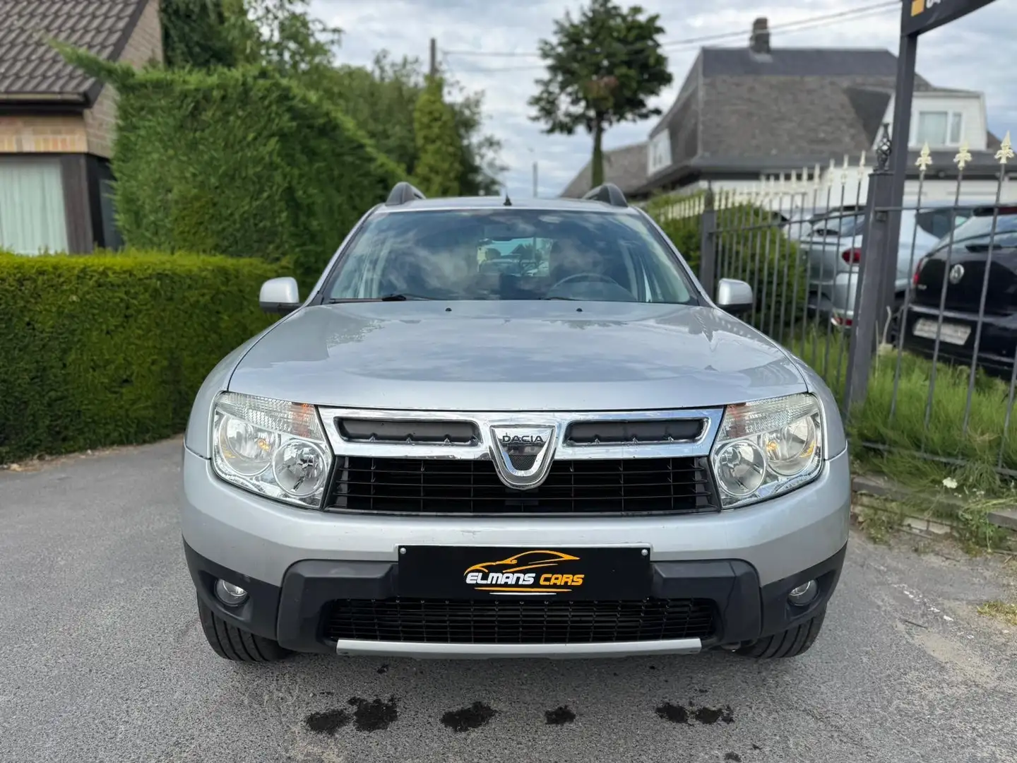 Dacia Duster 1.5 dCi //Cuir//Jantes//Airco// 1ier Propriétaire - 2