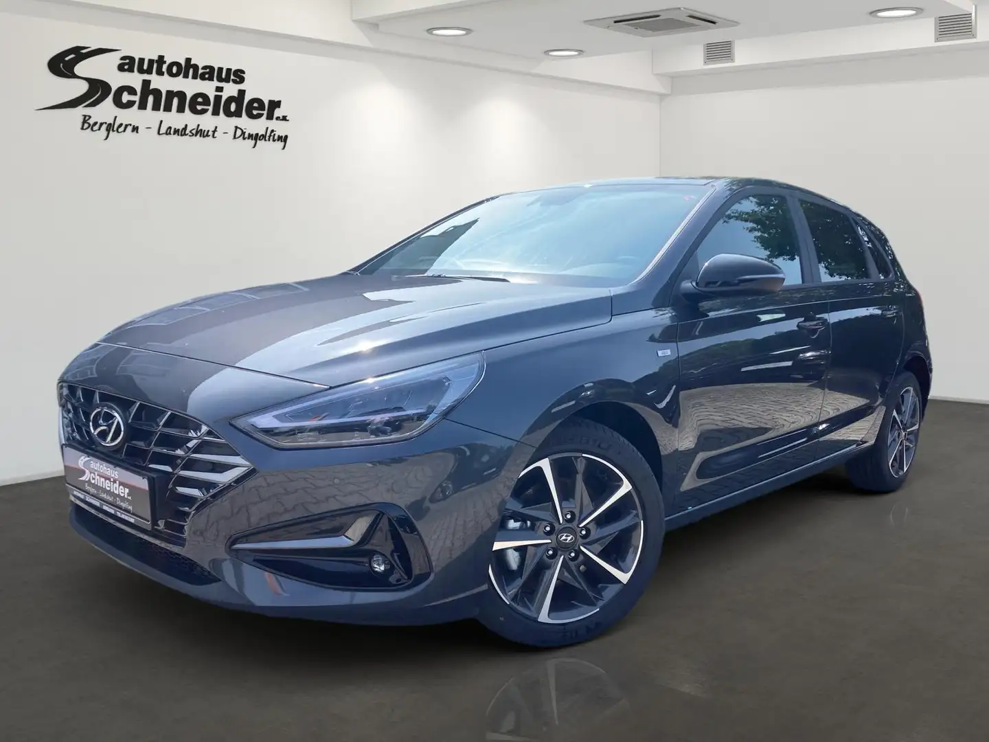 Hyundai i30 1.5 TGDi 48V iM/T Sondermodell ADVANTAGE Grigio - 2