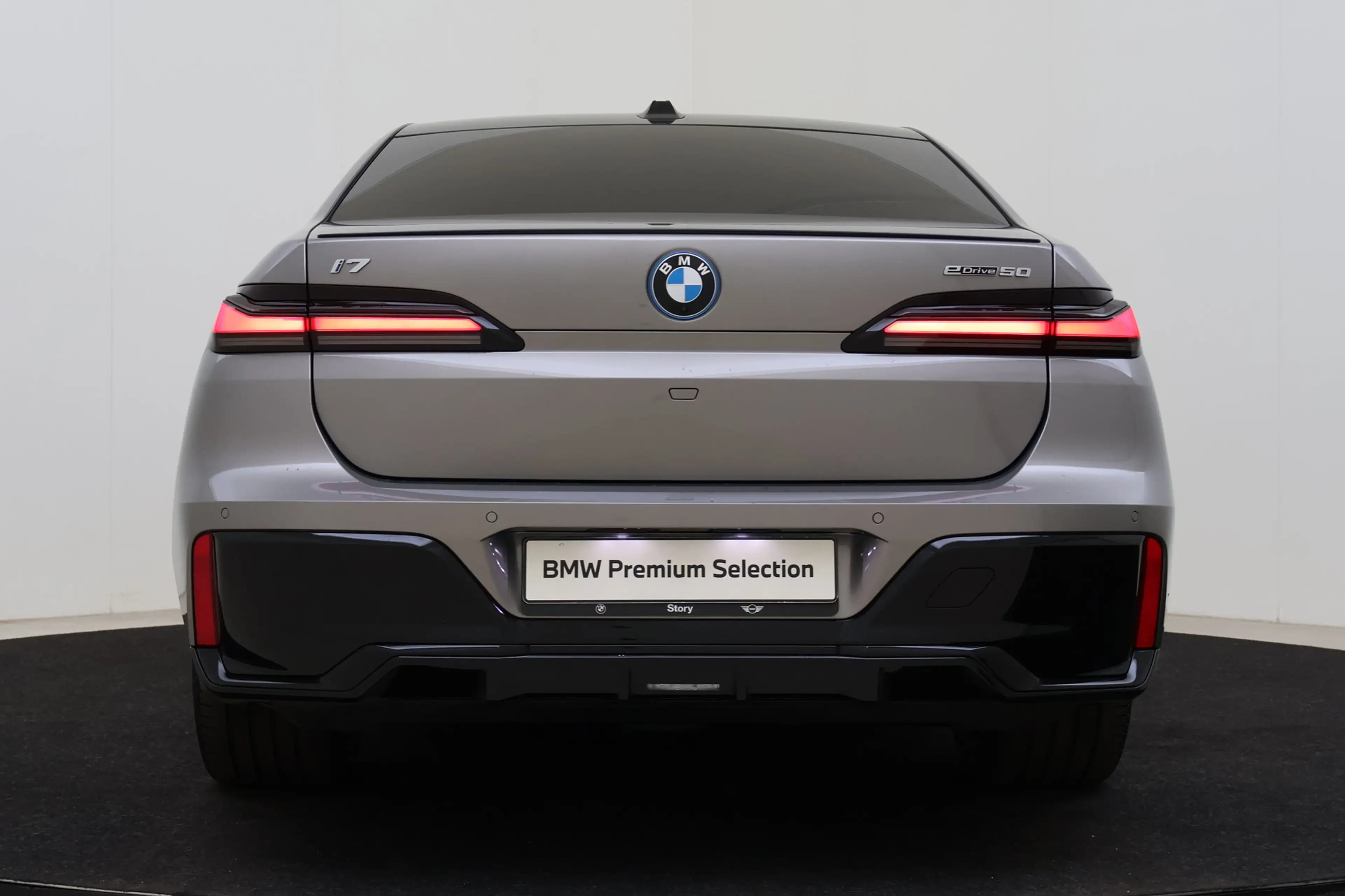BMW i7 eDrive50 High Executive M Sport / Panoramadak / St — photo 5