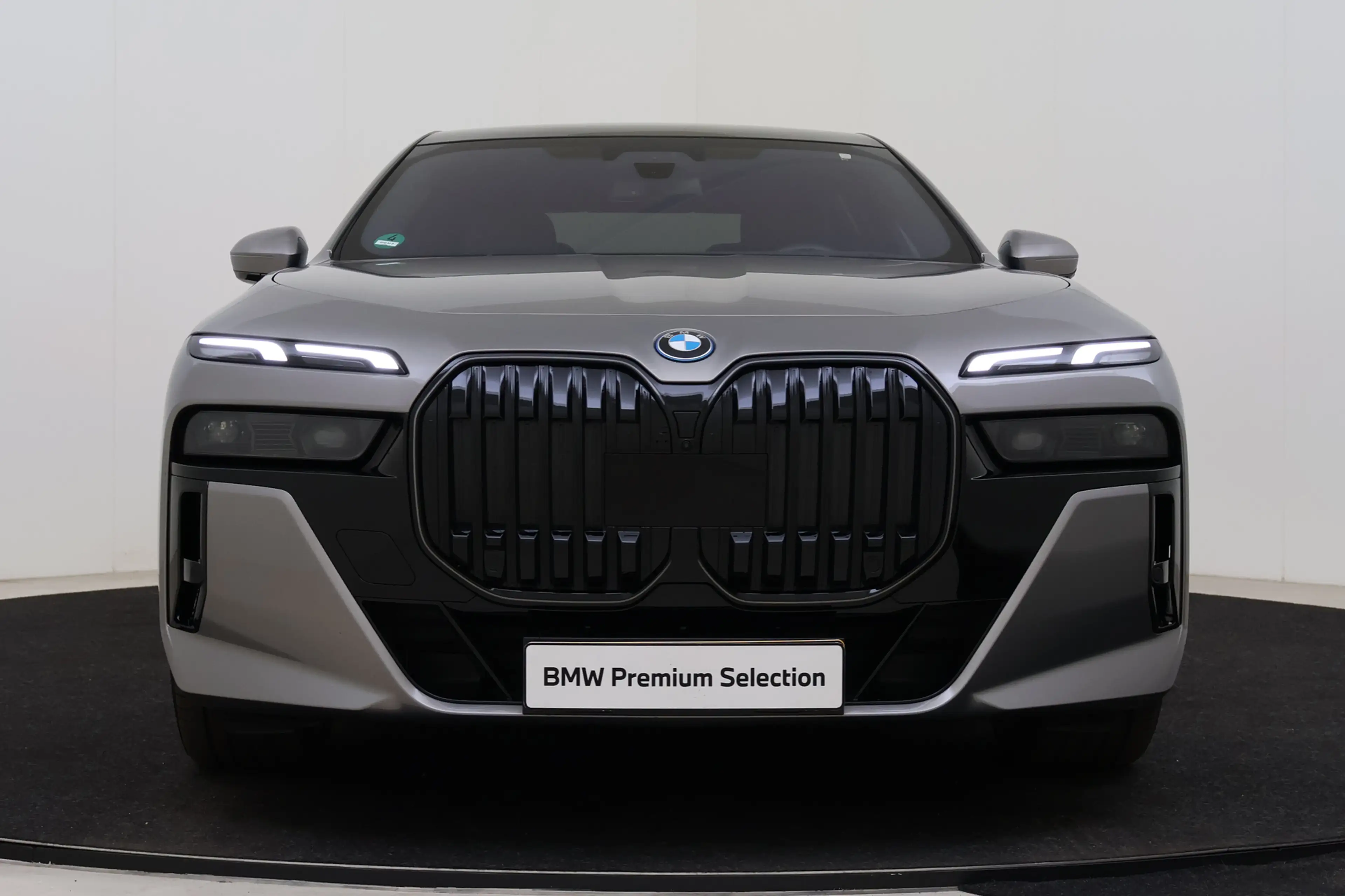 BMW i7 eDrive50 High Executive M Sport / Panoramadak / St — photo 4