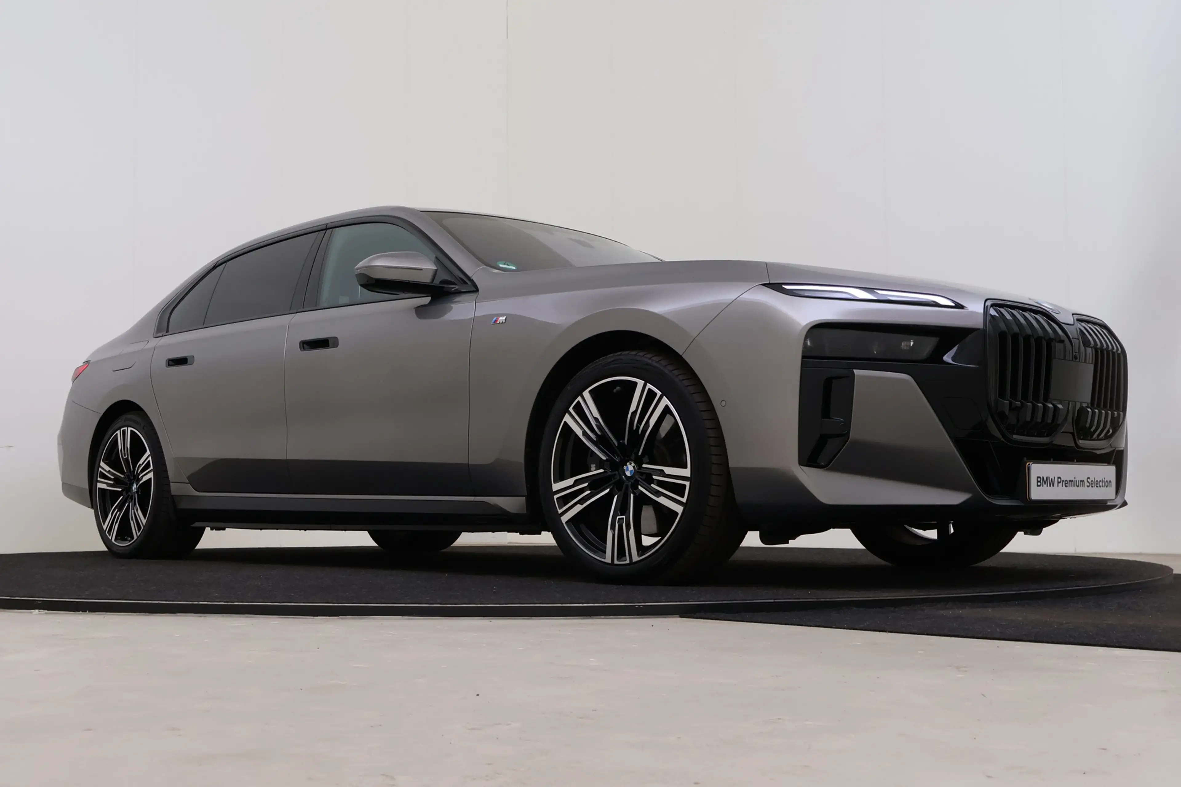 BMW i7 eDrive50 High Executive M Sport / Panoramadak / St — photo 10