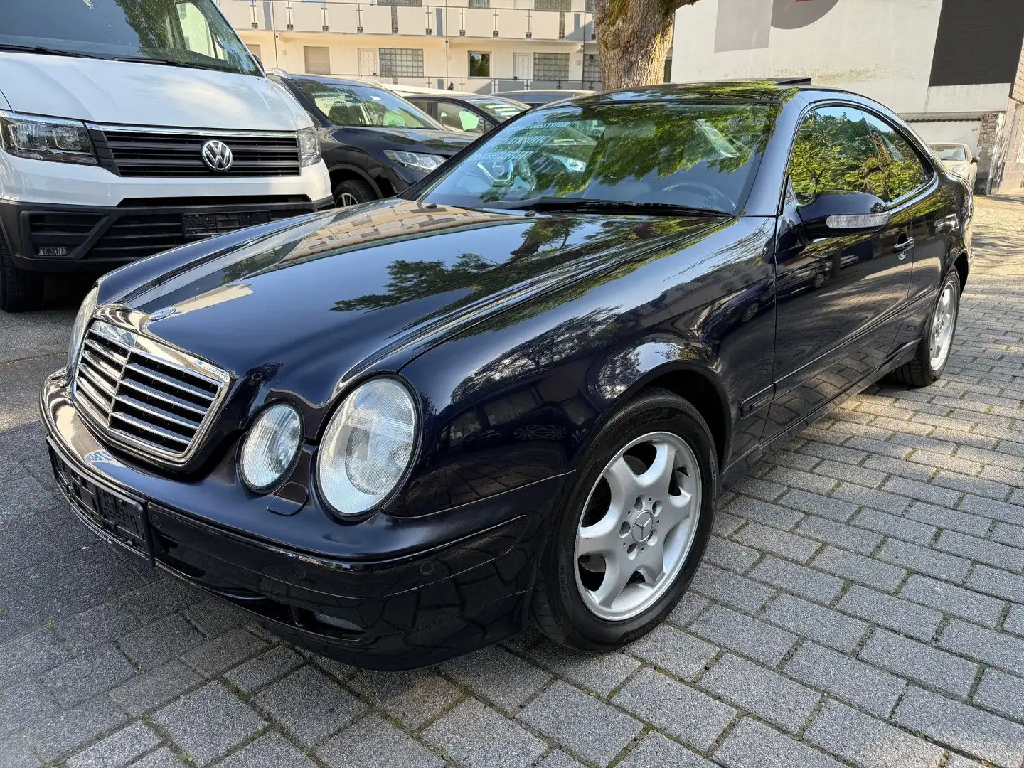 Mercedes-Benz CLK 230 Kompr. Av.,PDC,GSD,Navi,Automatik,Leder Bleu - 1