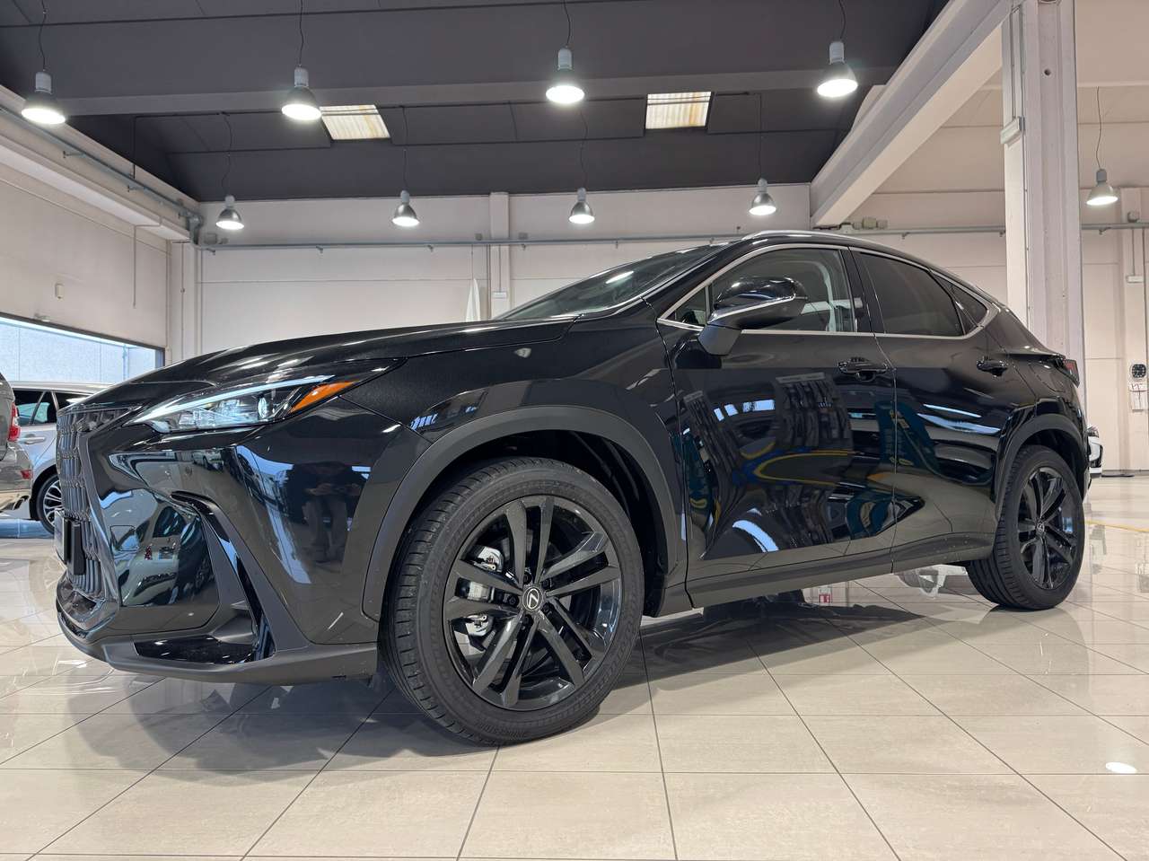 Lexus NX 350h 2.5 Hybrid 4WD Premium + KM ZERO PREZZO REALE