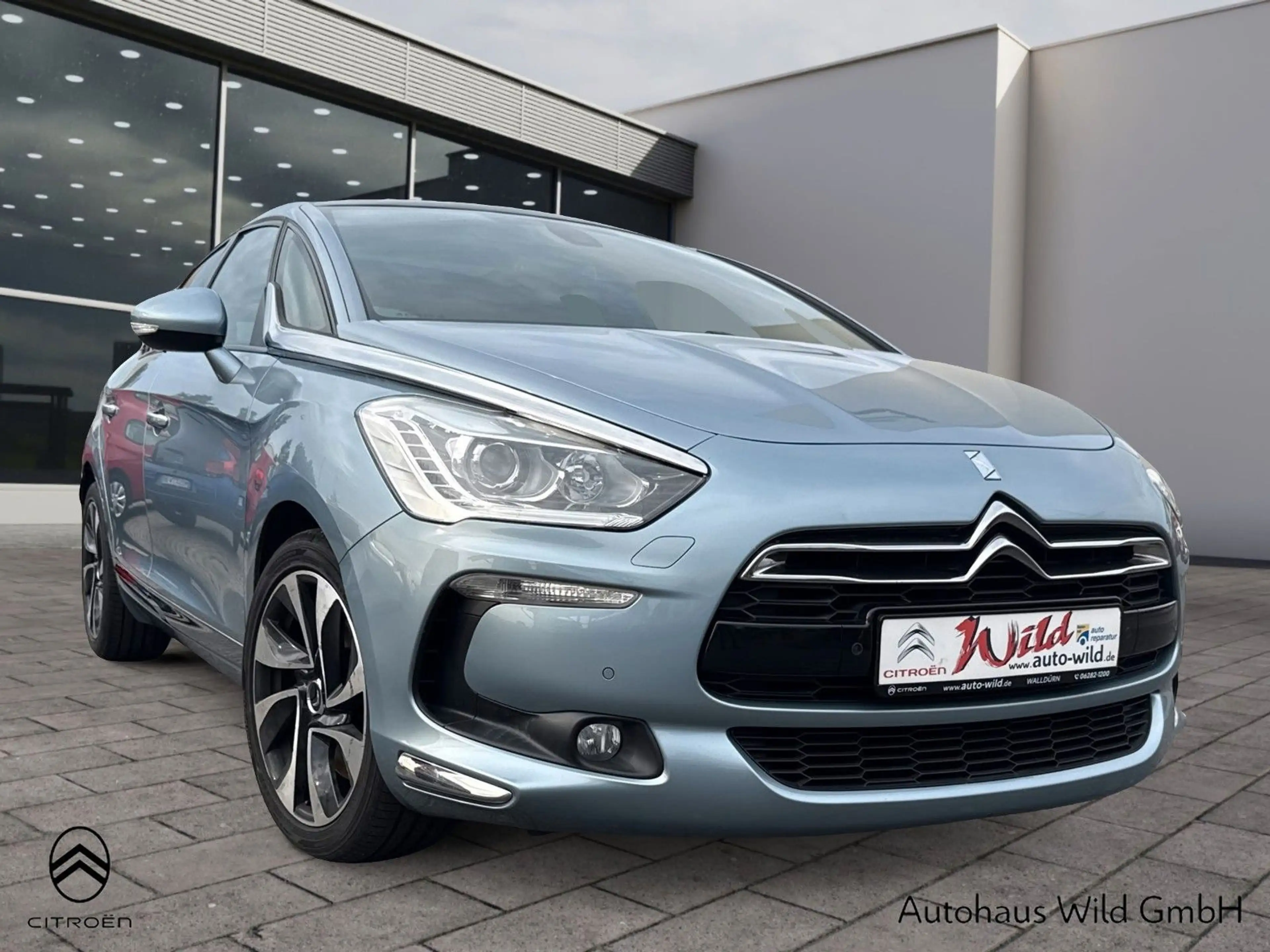 Citroen DS5 HD 165 SPORTCHIC — photo 2