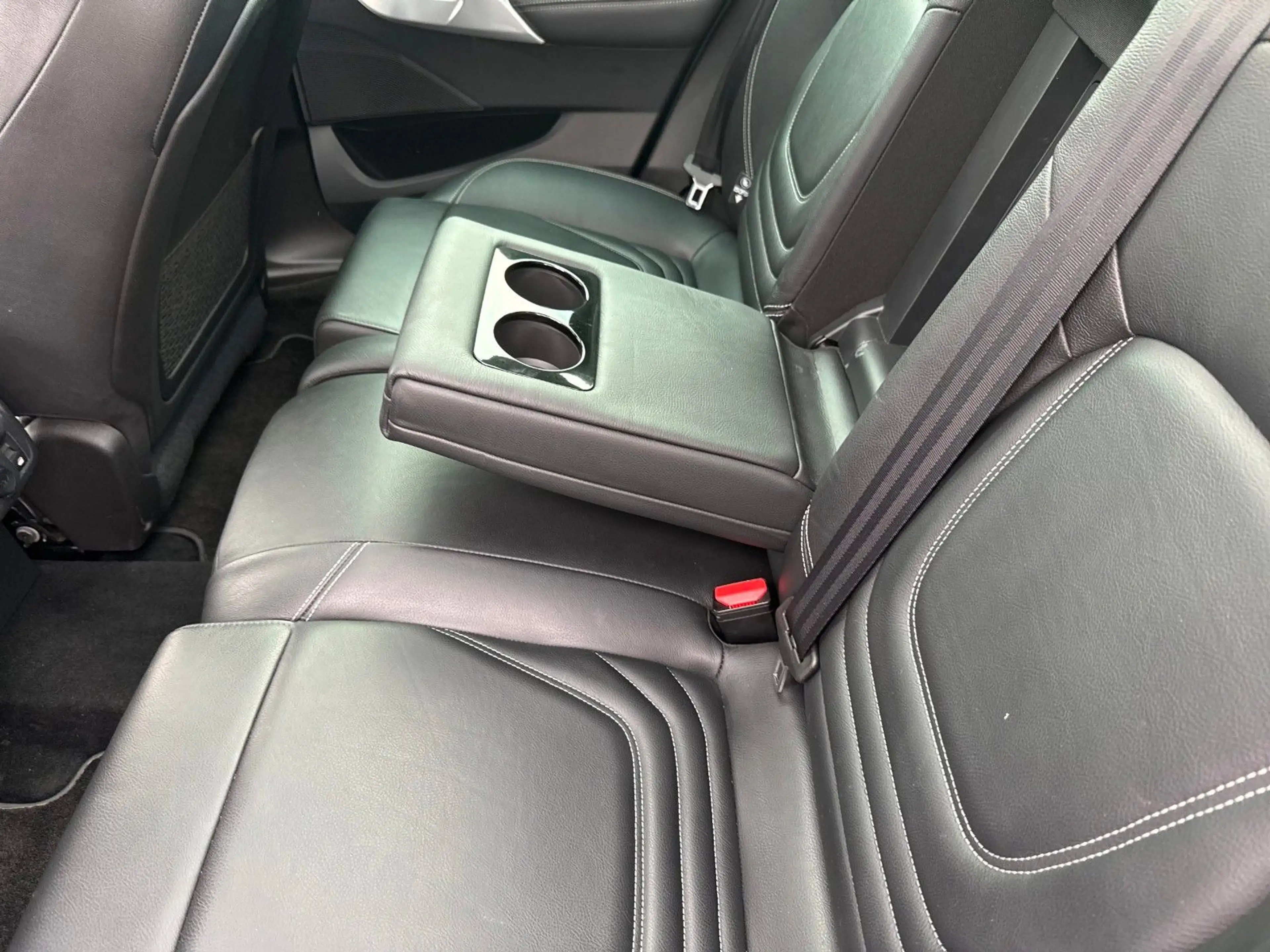 Citroen DS5 HD 165 SPORTCHIC — photo 11