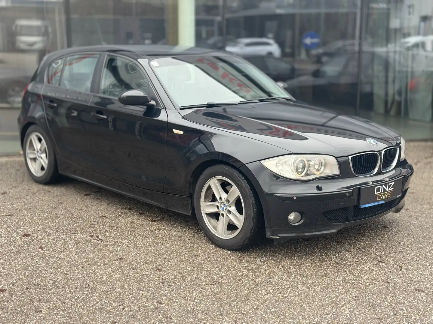 BMW 118 d HIFI|NAVI|PDC|XENON Schwarz - 2