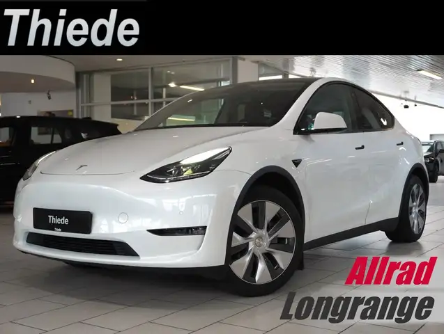 Tesla Model Y LONGRANGE DUAL-MOTOR NAVI/KAMERA/DAB/AMD