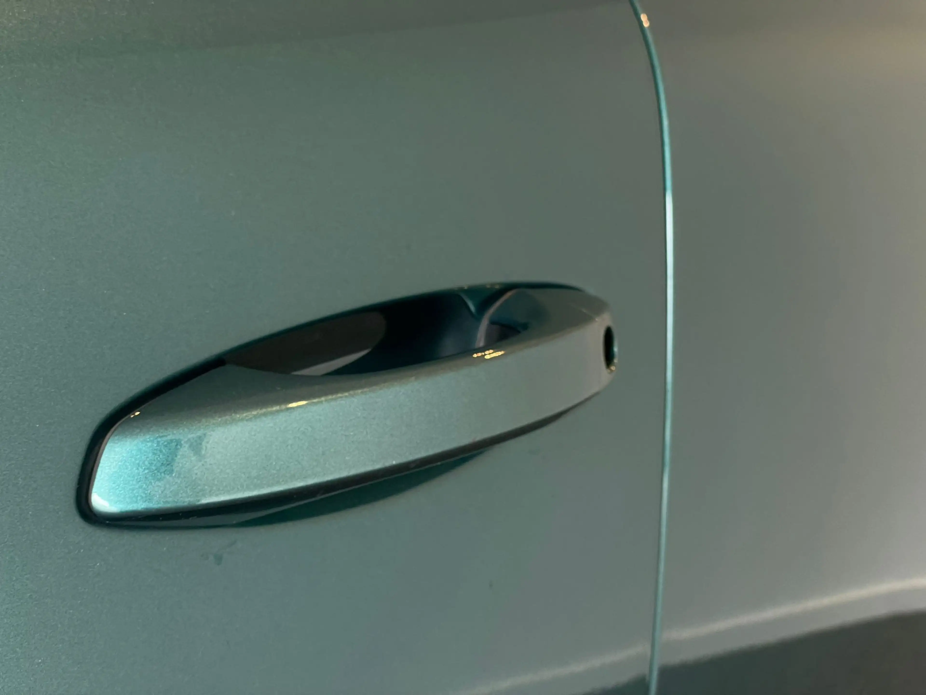 Peugeot 308 SW 1.6 Plug-in Hybrid 180 Active Pack Business — photo 10