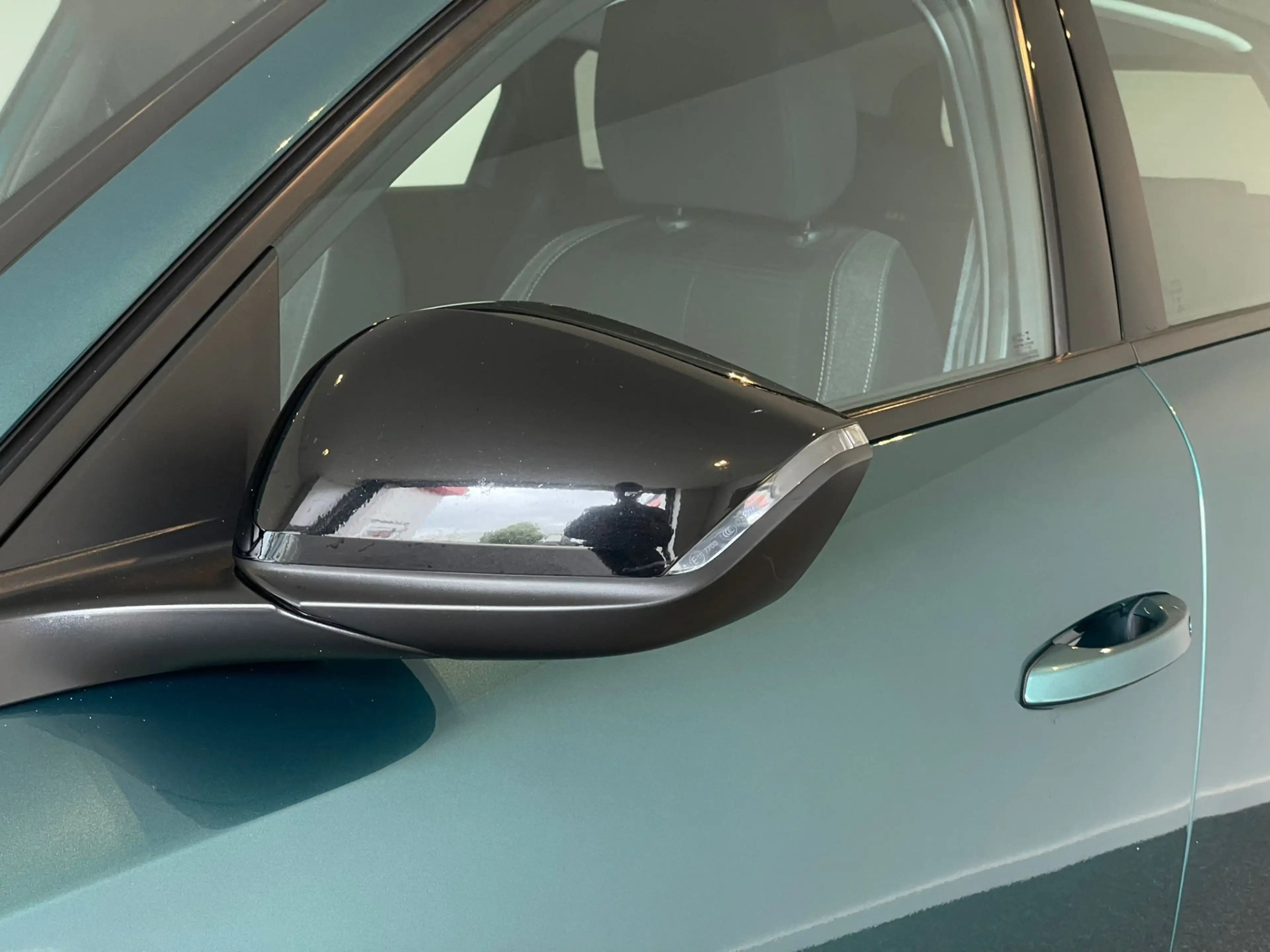 Peugeot 308 SW 1.6 Plug-in Hybrid 180 Active Pack Business — photo 8