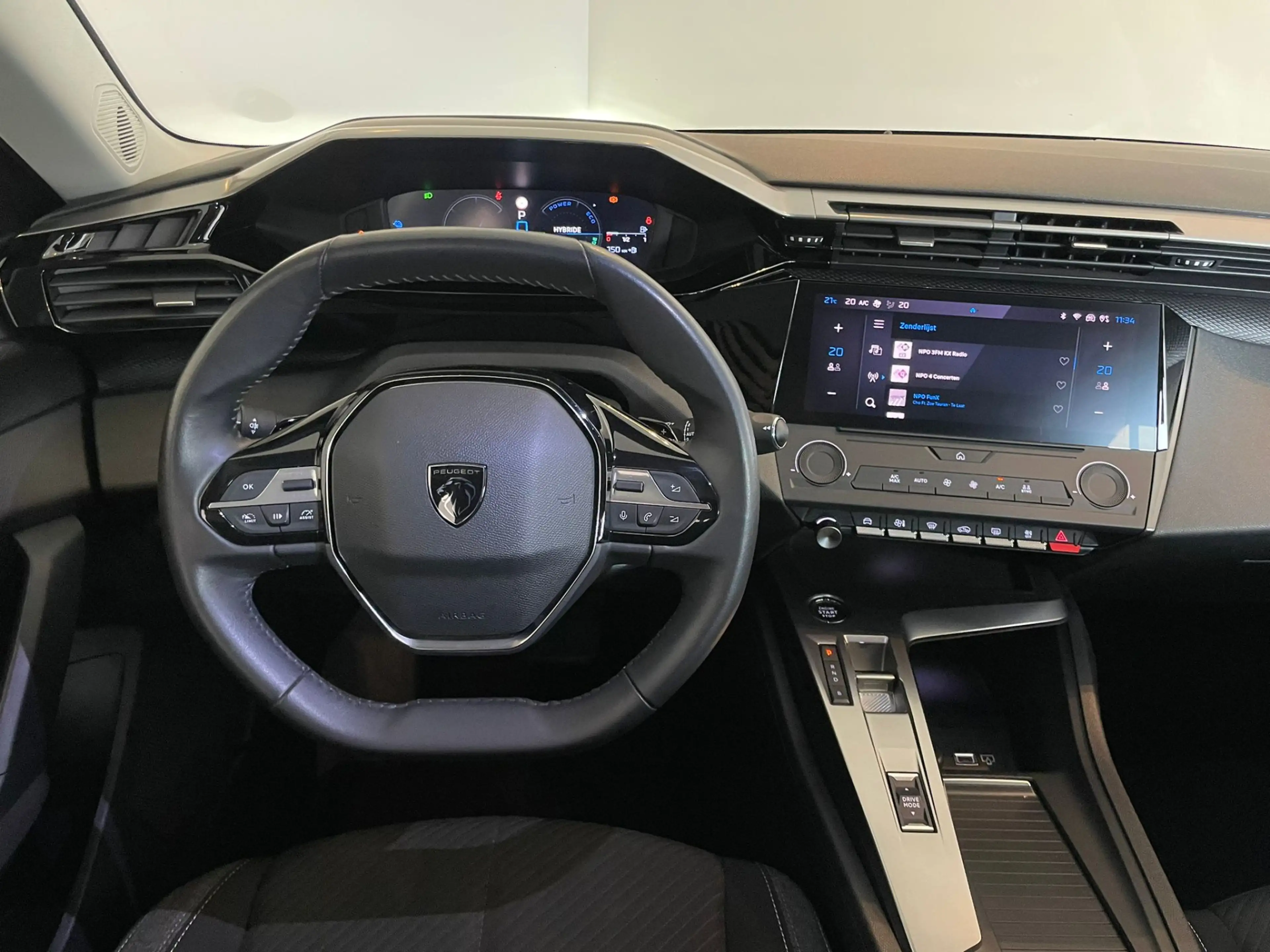 Peugeot 308 SW 1.6 Plug-in Hybrid 180 Active Pack Business — photo 6
