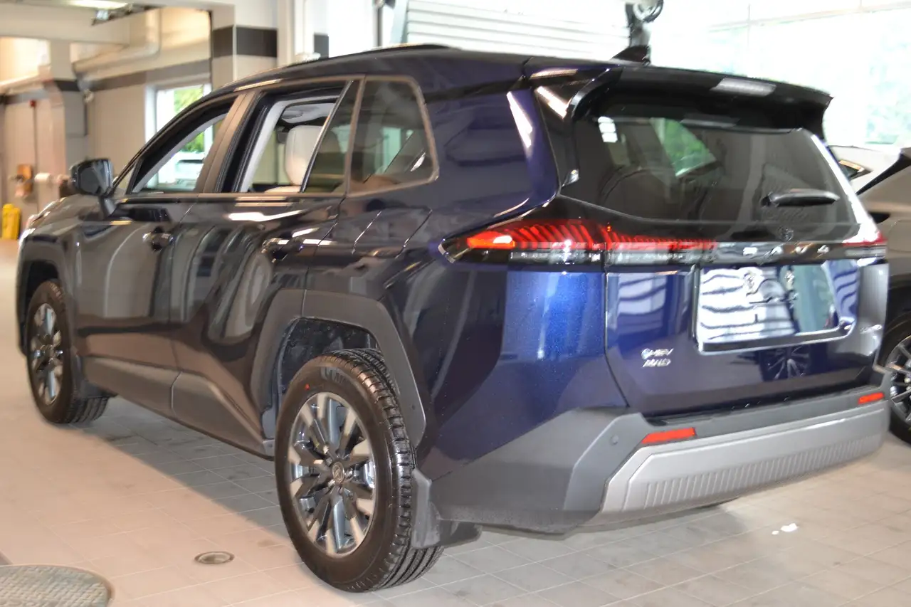 Toyota RAV 4 снимка Toyota RAV 4
