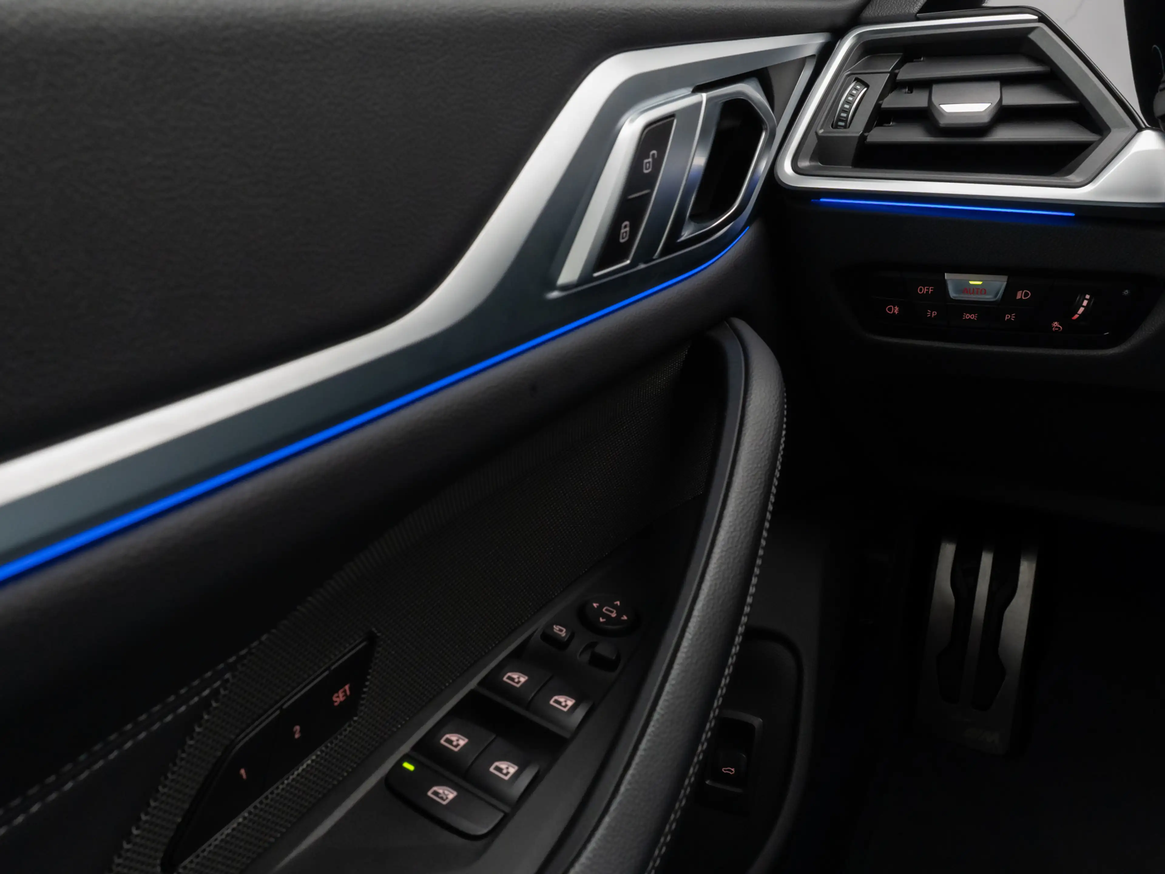 BMW 420 xD M SportPro Kamera DAB H K 19Zl — photo 32