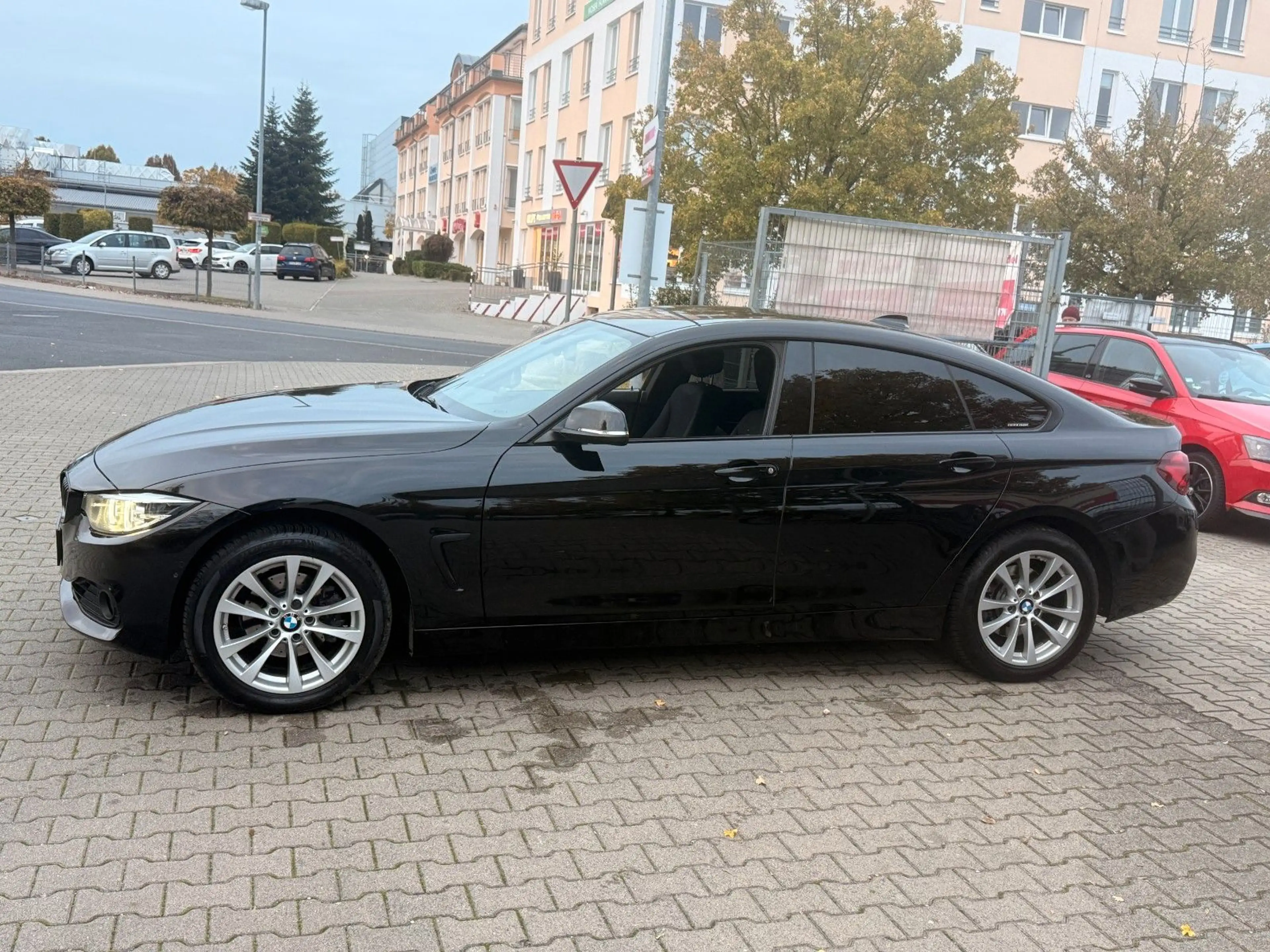 BMW 420 4 Gran Coupe 420 i xDrive Advantage*GR.NAVI* — photo 4