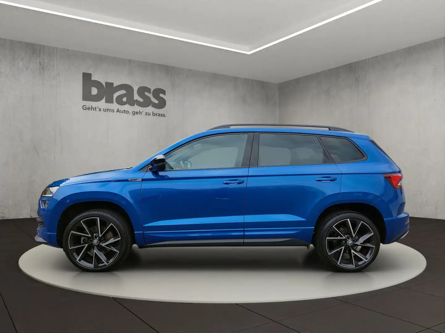 Skoda Karoq Sportline  - AHK Blau - 2