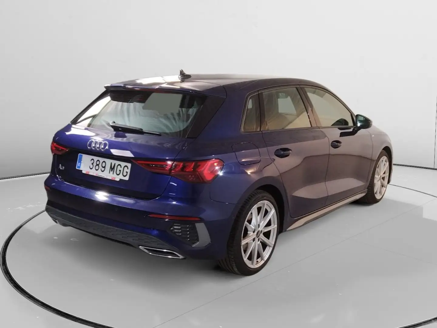 Audi A3 35 TDI Genuine edition Azul - 2