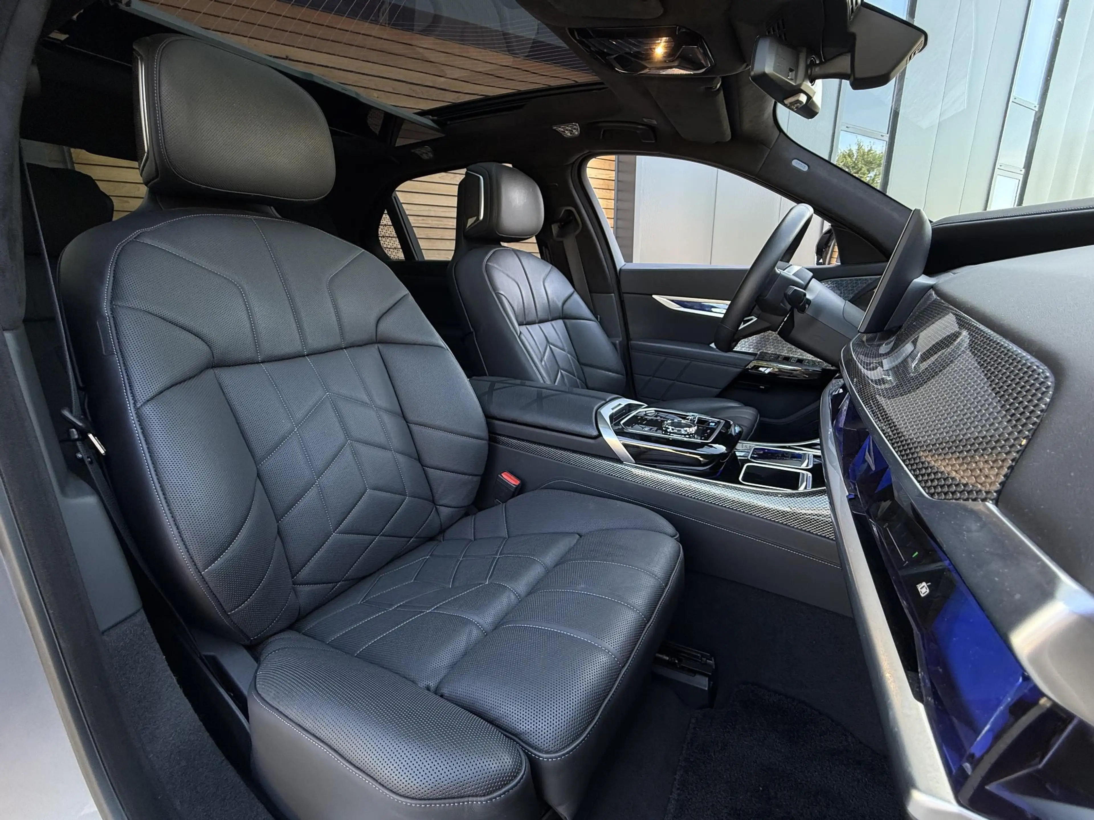 BMW i7 xDrive60 106 kWh THEATRE|4W-BESTURING|MASSAGE & ST — photo 4