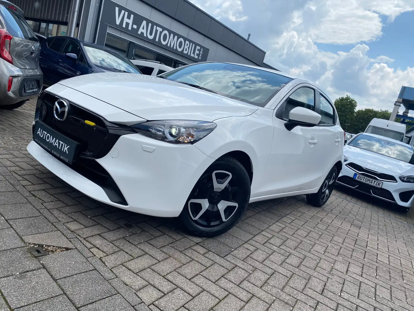 Mazda 2 AUTOMATIK*APPLE&ANDROID*LED SW*Klimaat*Sitzhz*Totw Weiß - 2