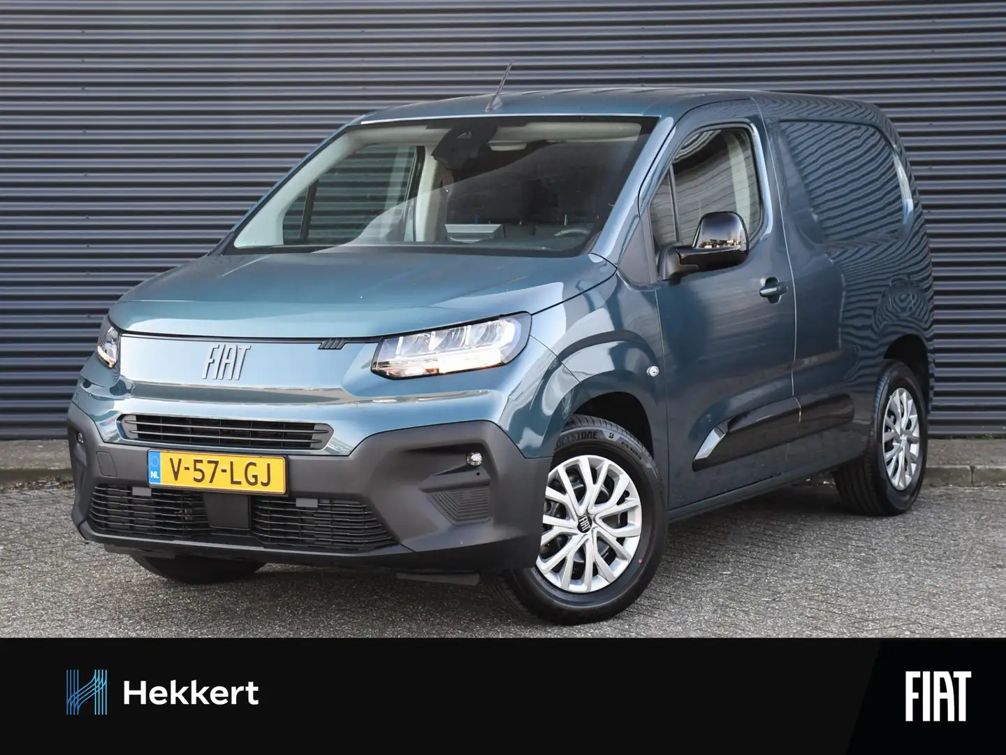 Fiat E-Doblo L1H1 50 kWH 136pk Automaat STANDKACHEL | ADAPT. CR Albastru - 1
