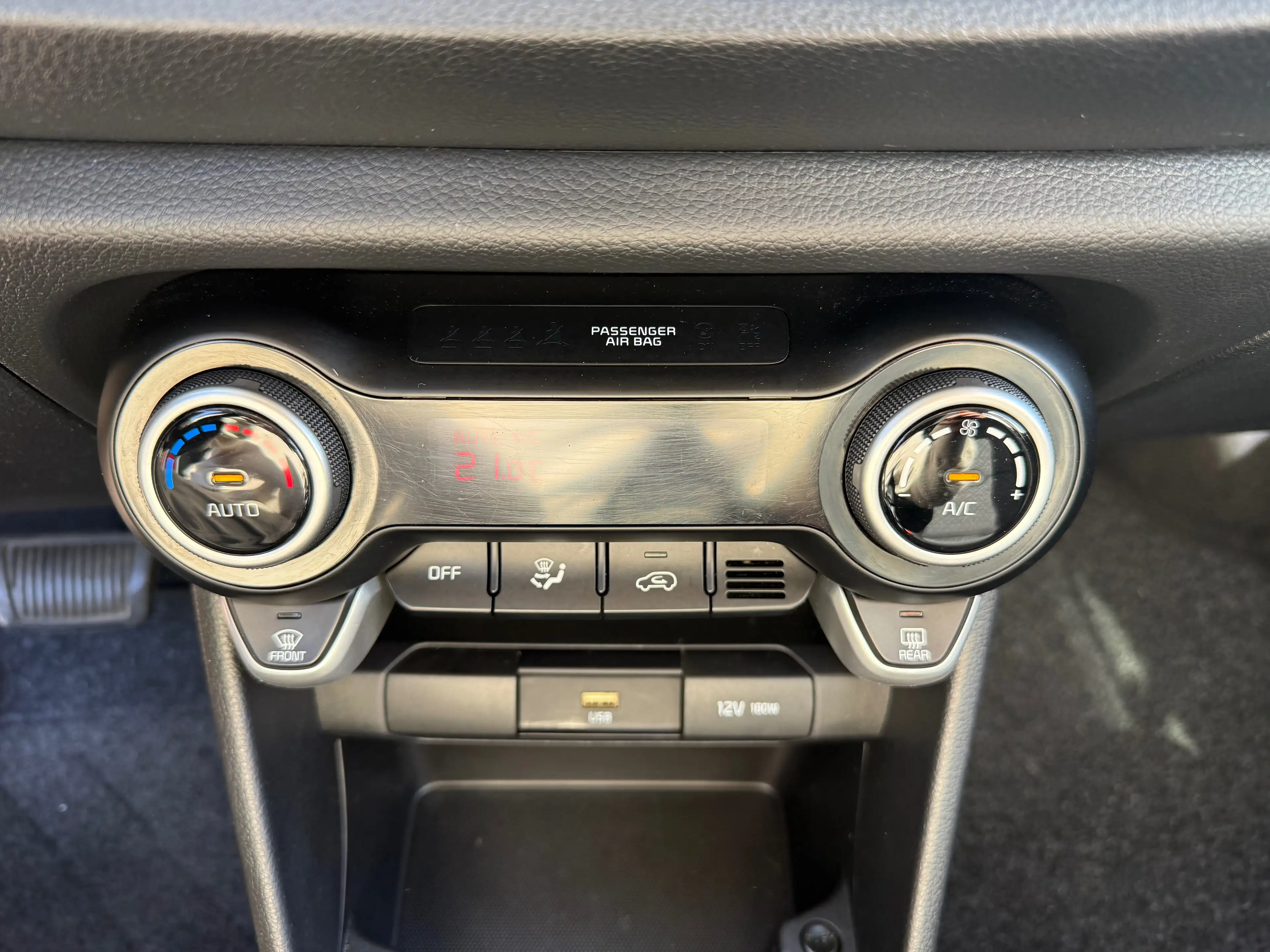 Kia Picanto Picanto 1.1i — photo 10