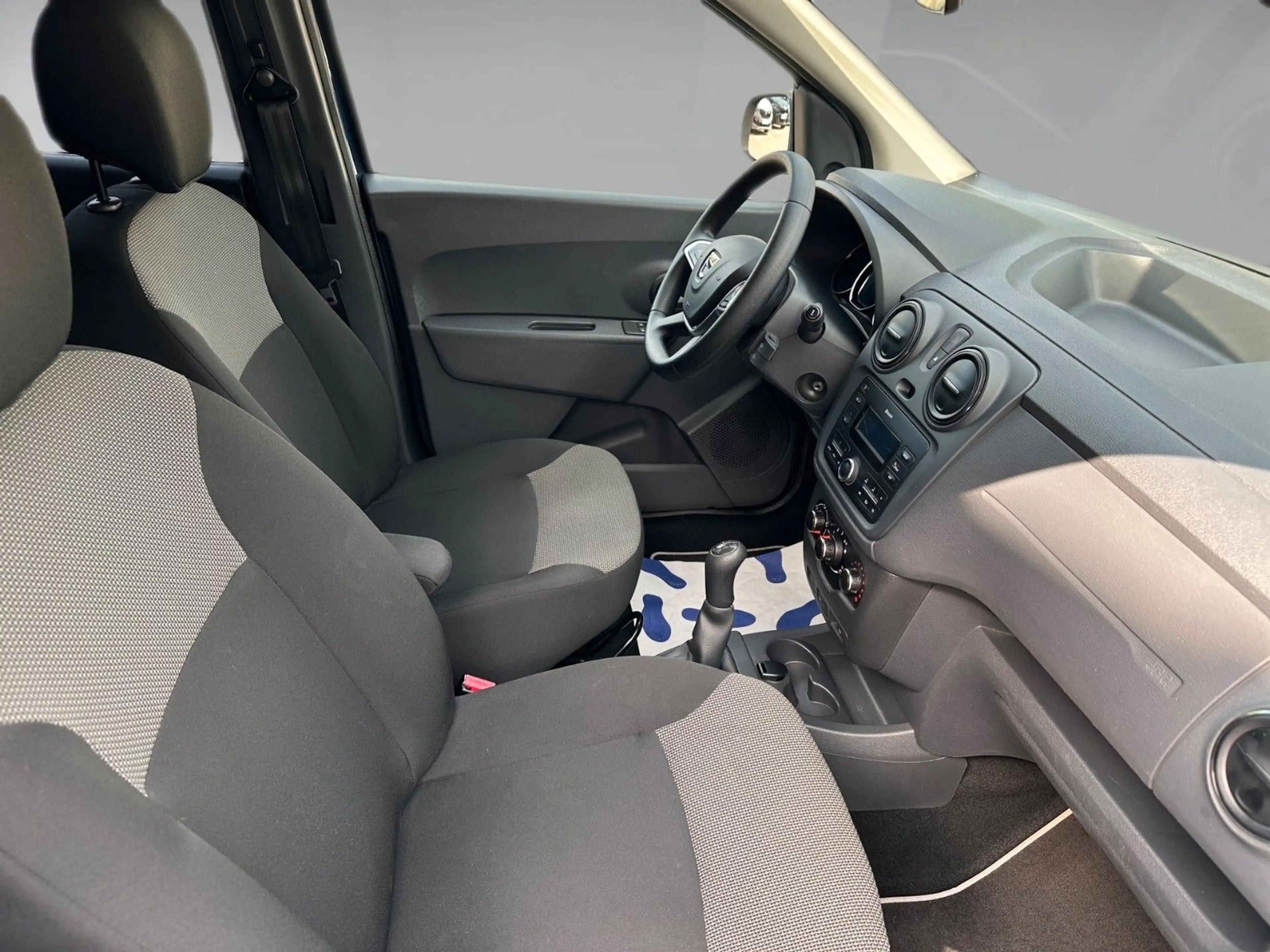 Dacia Lodgy Ambiance — photo 4