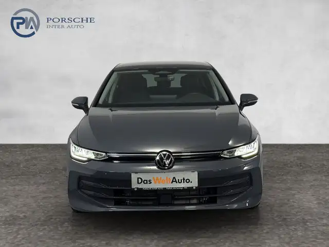 Volkswagen Golf view 2