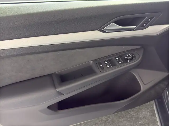 Volkswagen Golf view 15