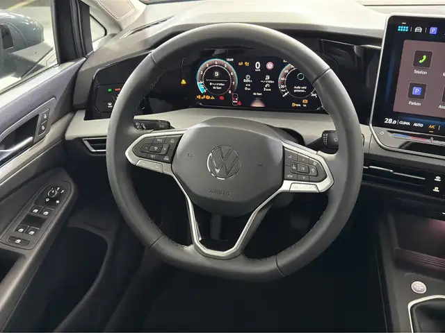 Volkswagen Golf view 8