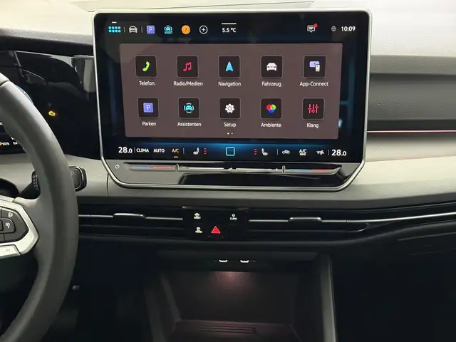 Volkswagen Golf view 10