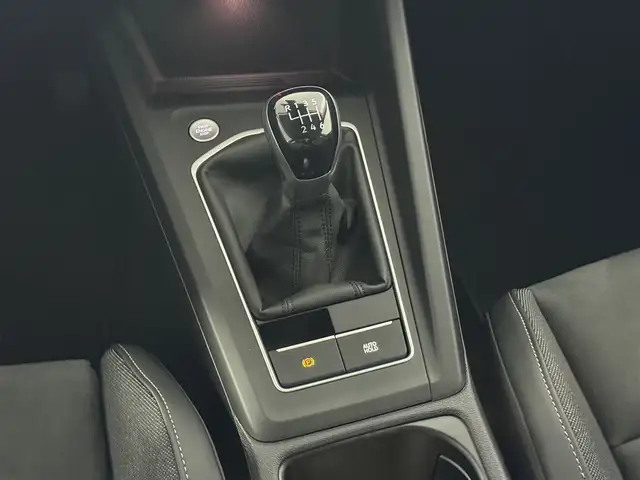 Volkswagen Golf view 11