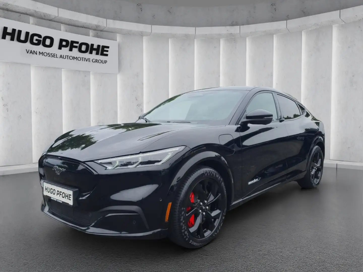 Ford Mustang Mach-E Premium Ext. Range LED ACC AHK RFK Fekete - 1