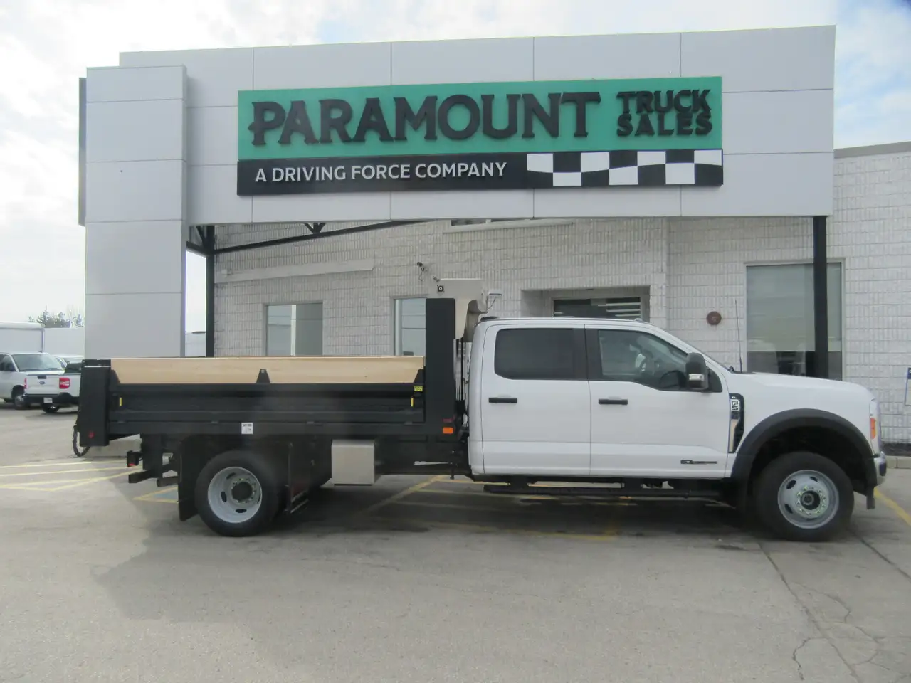 Ford F-550 Super Duty снимка Ford F-550 Super Duty