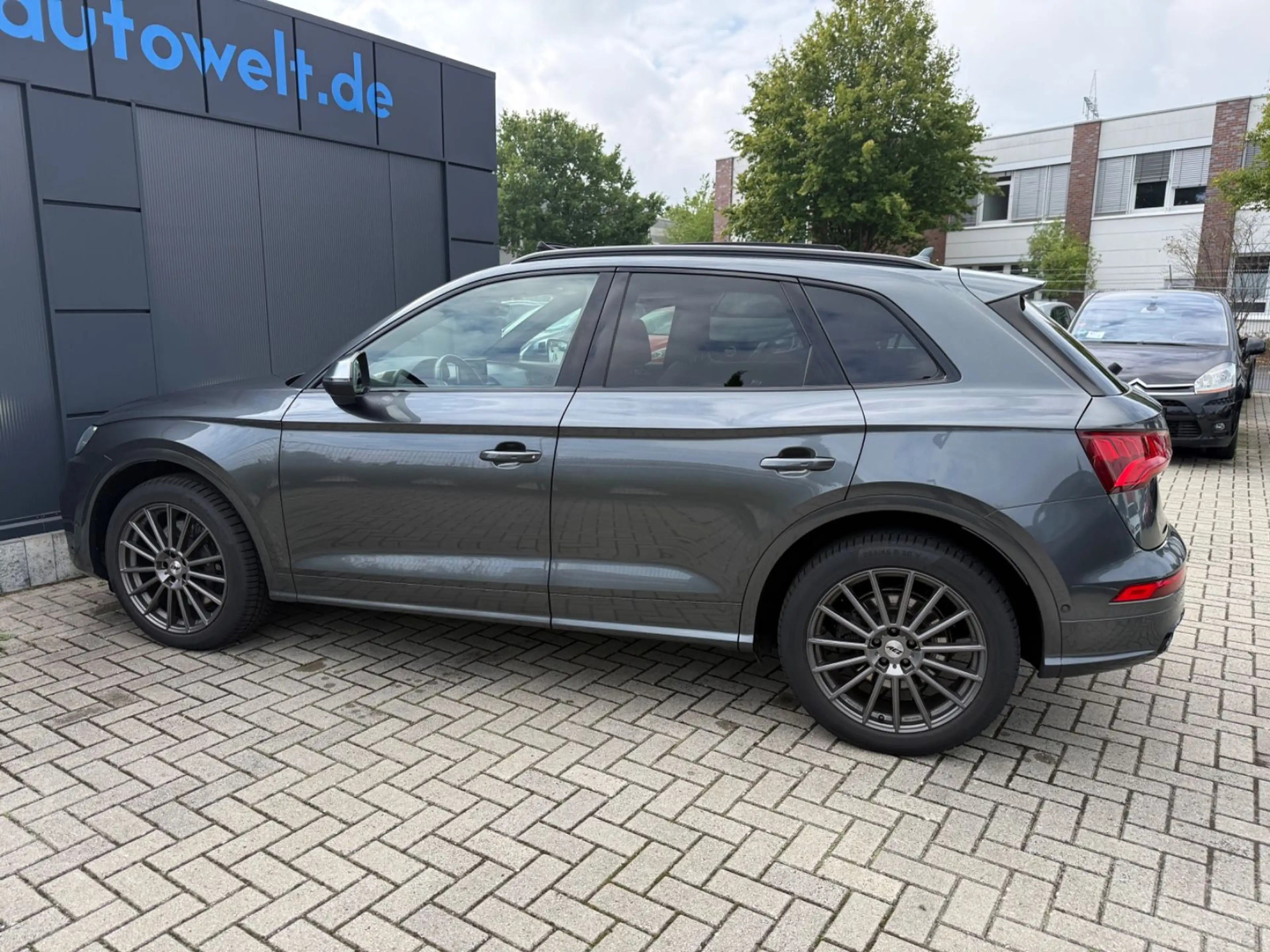 Audi SQ5 3.0 TDI quattro*Navi*Panorama — photo 5