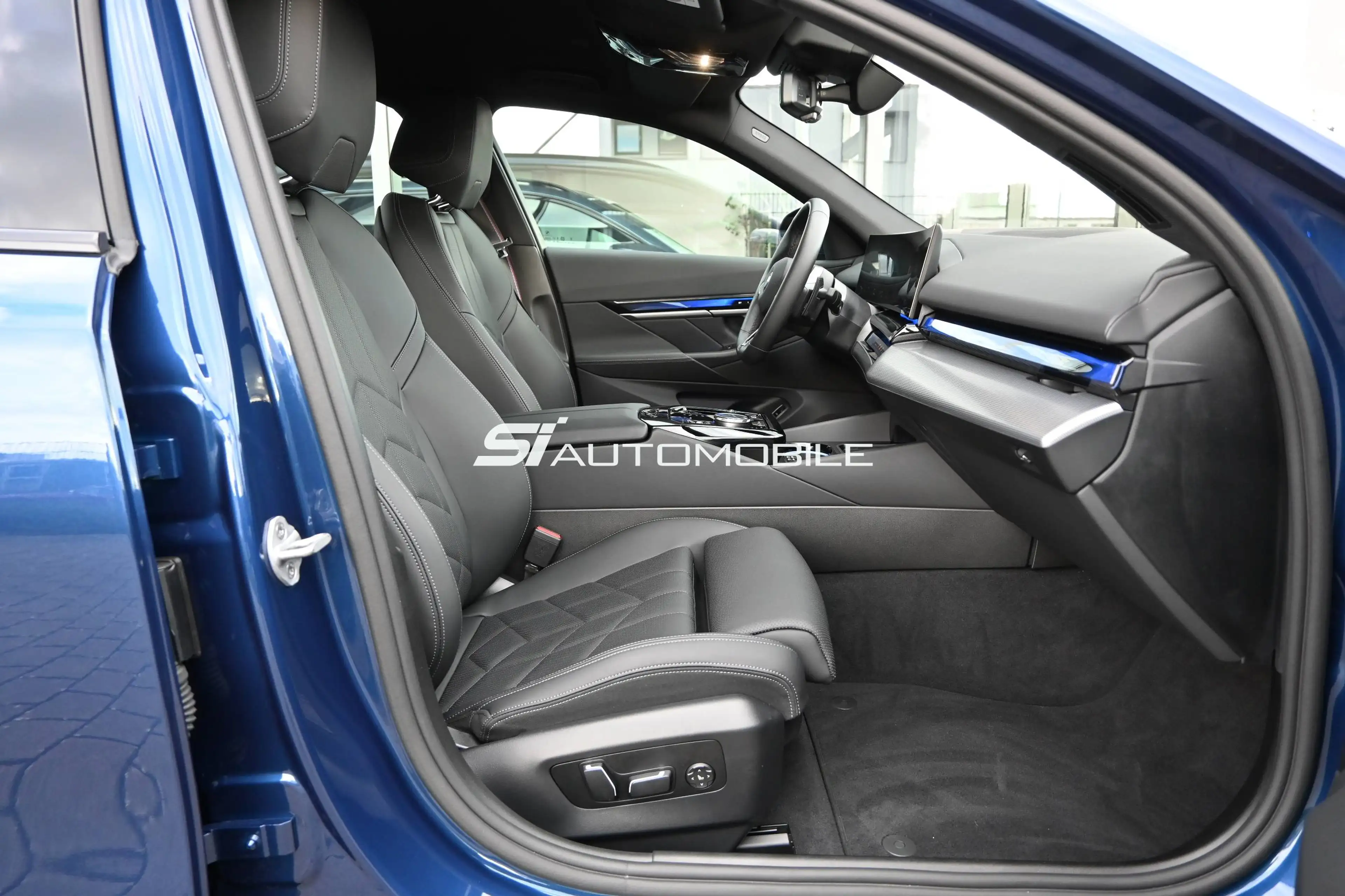 BMW 520 d Touring Aut. M-Sport Pro °ACC°AHK°STANDHEIZ° — photo 12