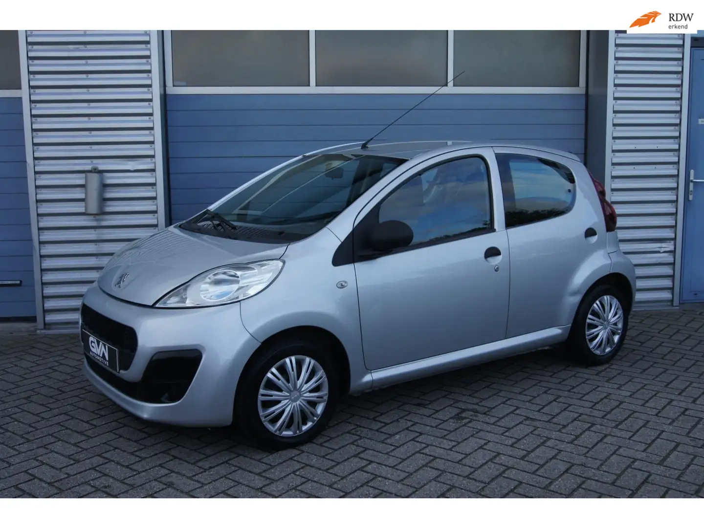 Peugeot 107 1.0 Access | 101.342 km NAP | Zuinig & Betrouwbaar Gris - 1