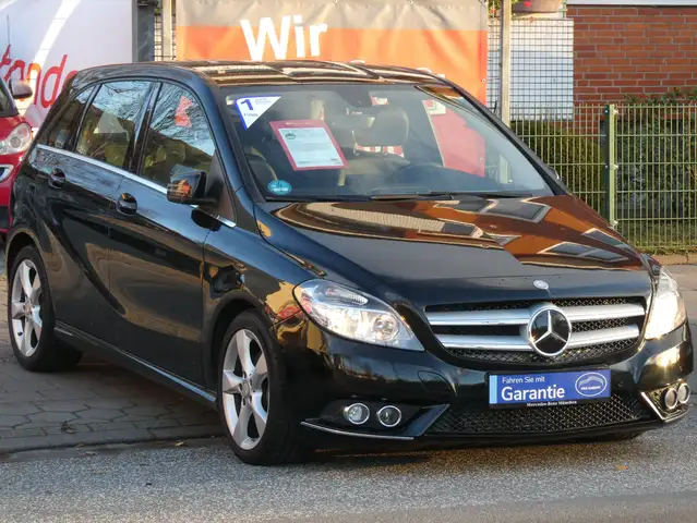 Mercedes-Benz B 200 7G-DCT SPORT PAKET 1.Hand TÜV 11/2027