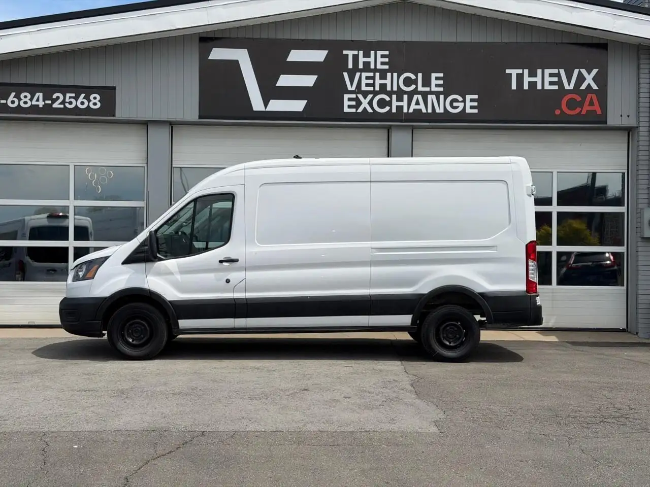 Ford Transit Cargo Van снимка Ford Transit Cargo Van