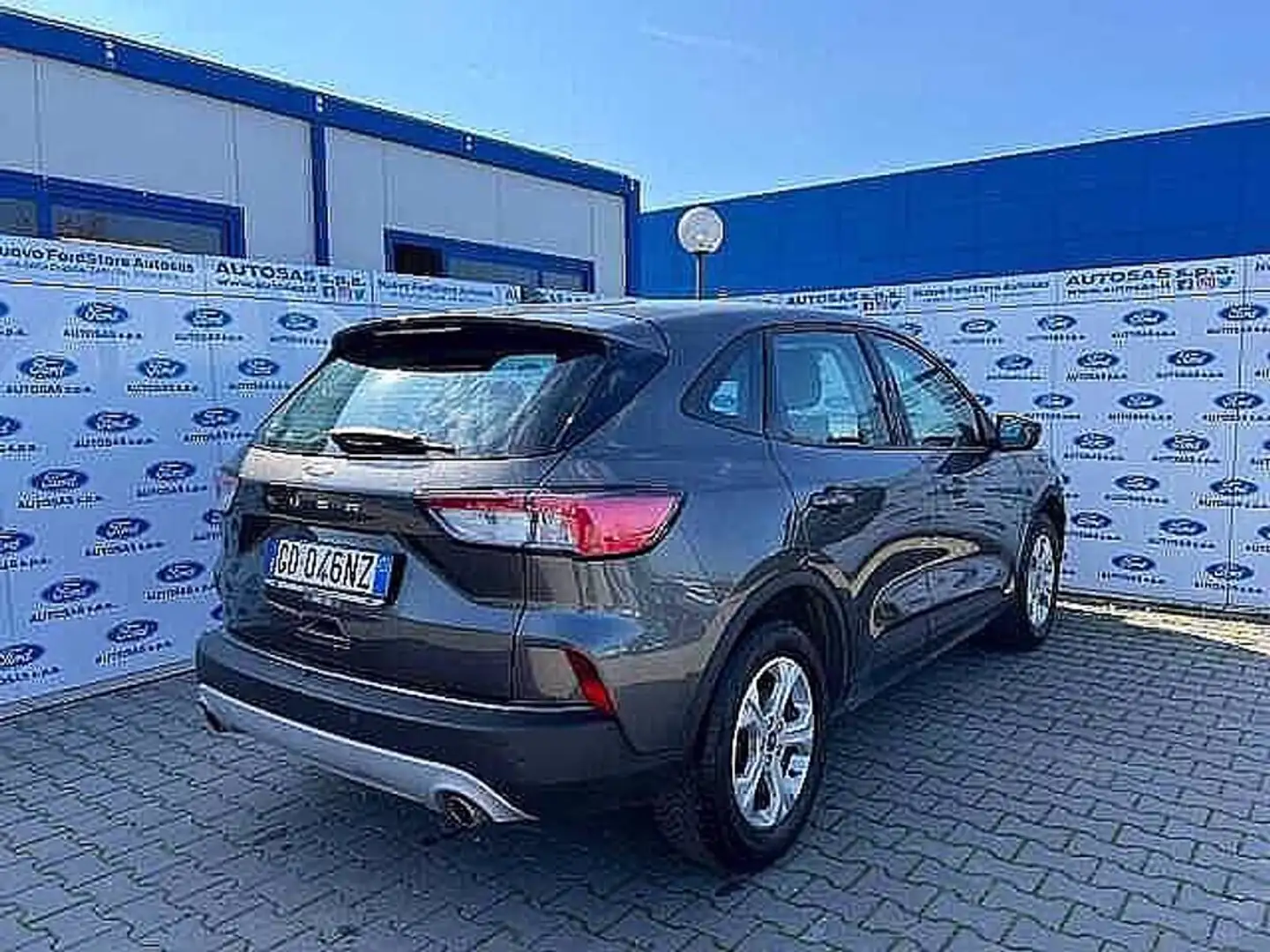Ford Kuga 1.5 EcoBlue 120 CV aut. 2WD Connect Grigio - 2