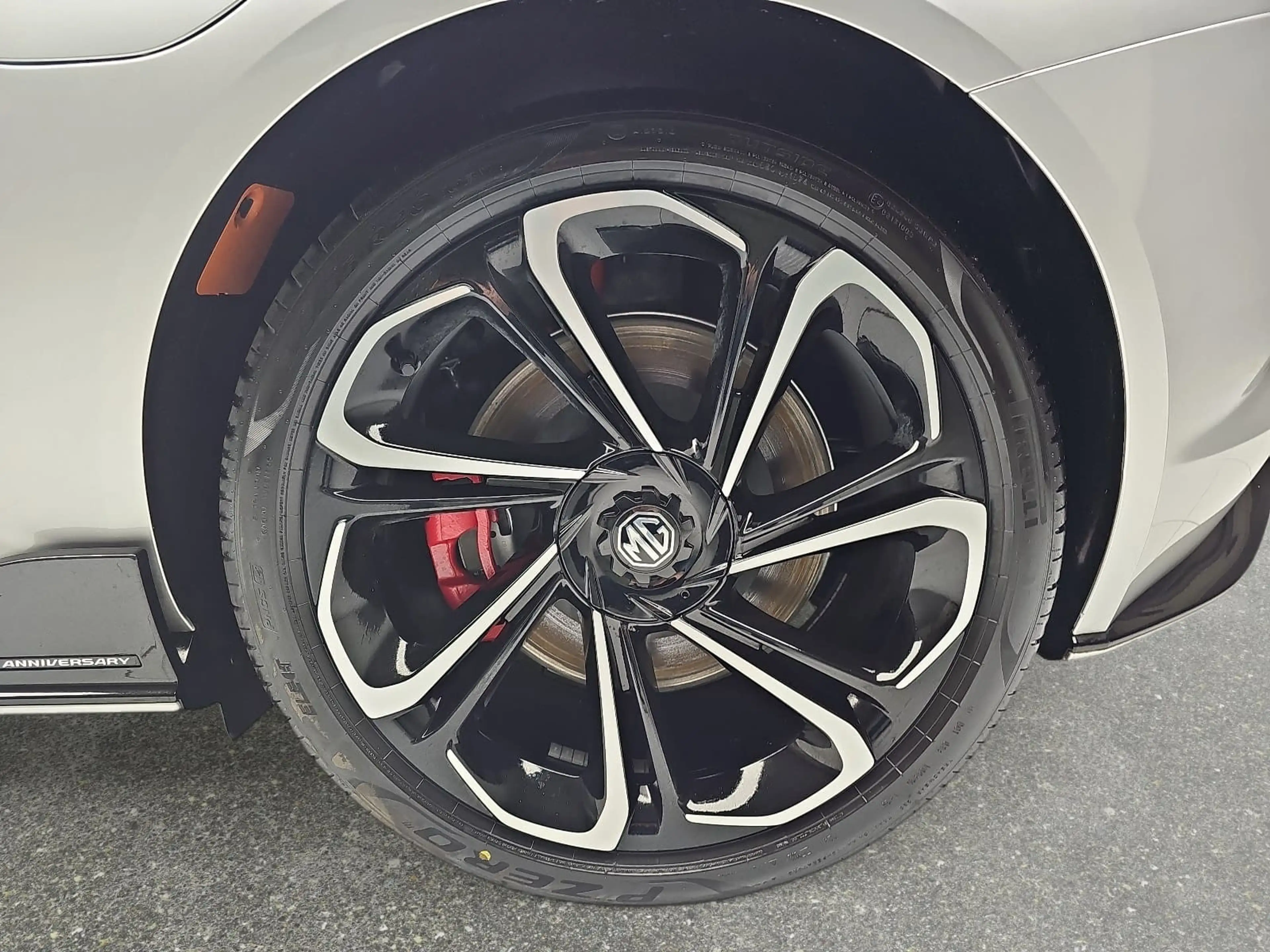 MG Cyberster CYBERSTER EV 77 KWH XPOWER — photo 7
