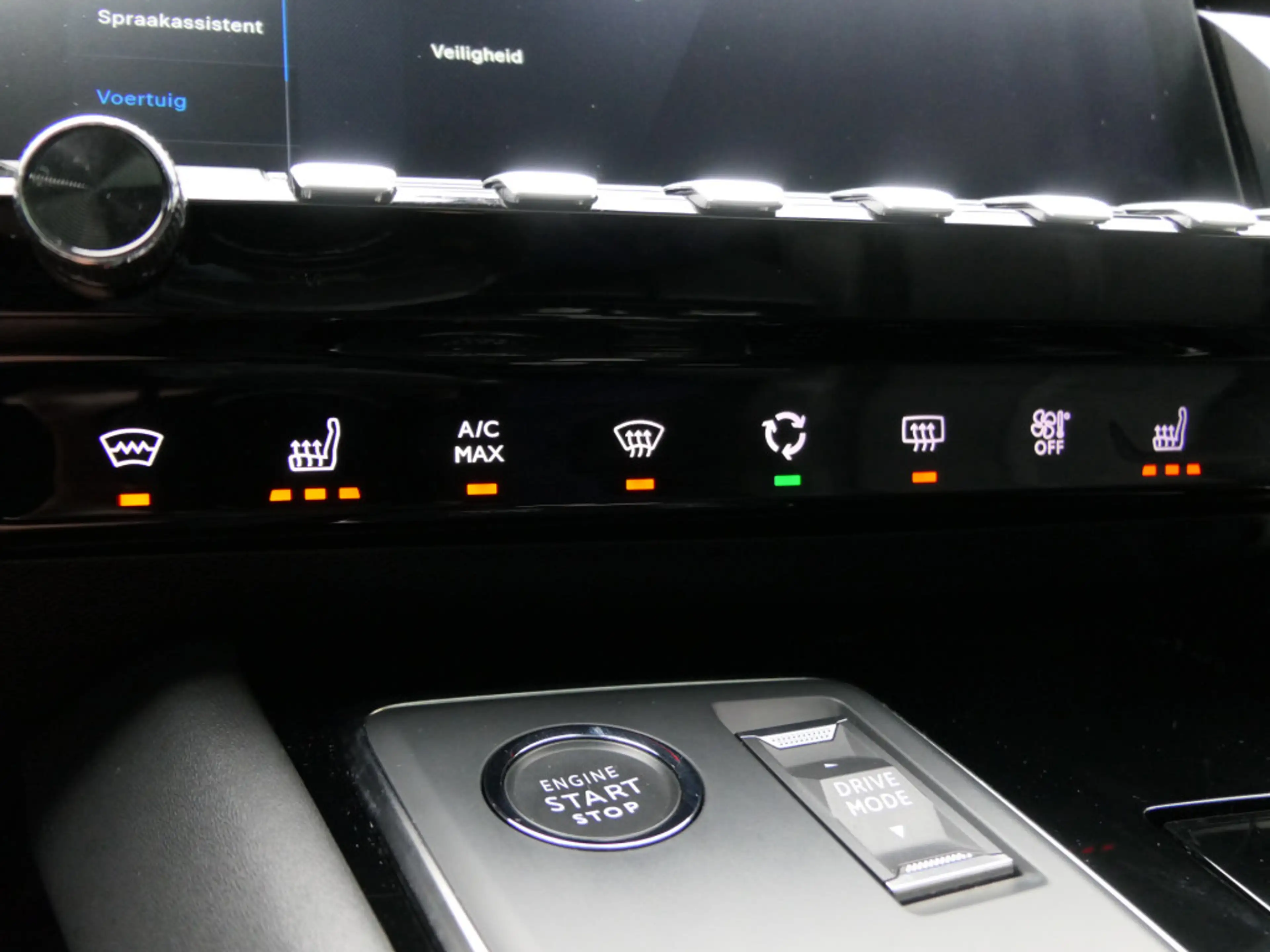 Peugeot 508 1.6 Turbo Plug in Hybrid Allure | Panoramadak — photo 33