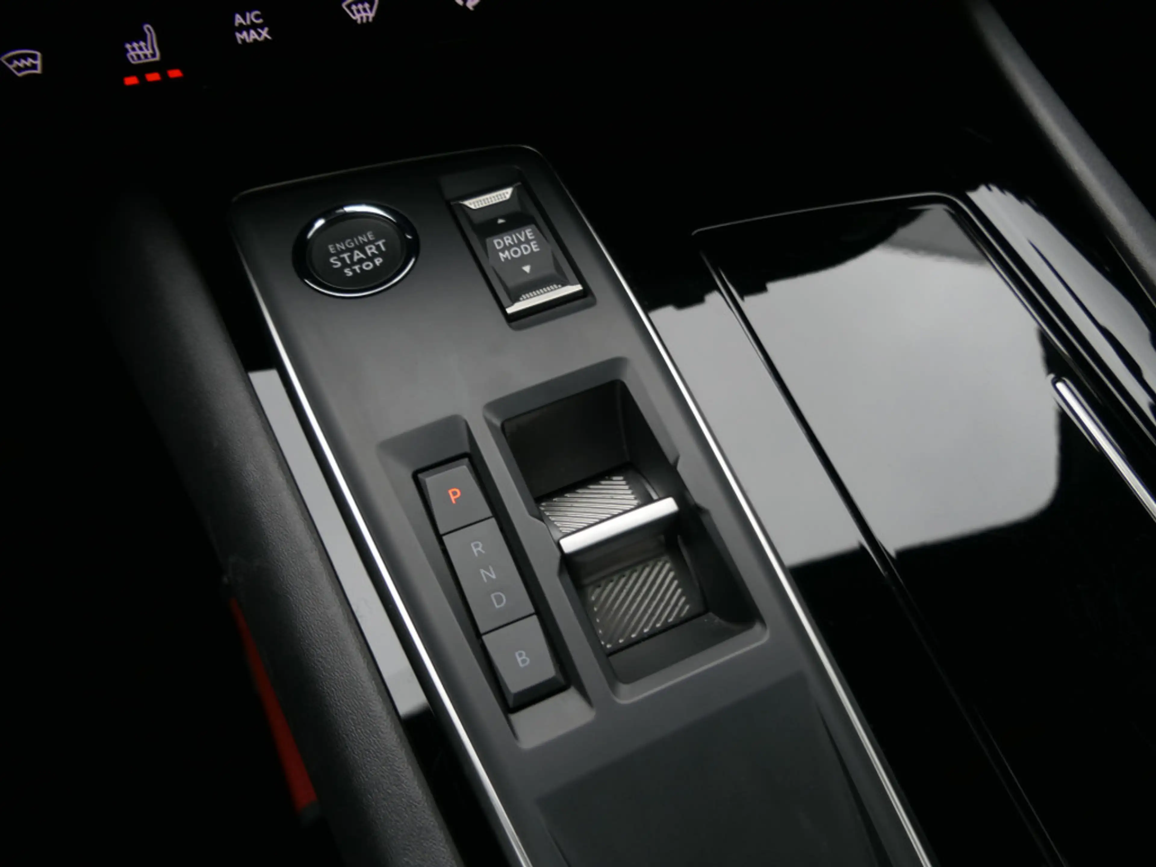Peugeot 508 1.6 Turbo Plug in Hybrid Allure | Panoramadak — photo 35