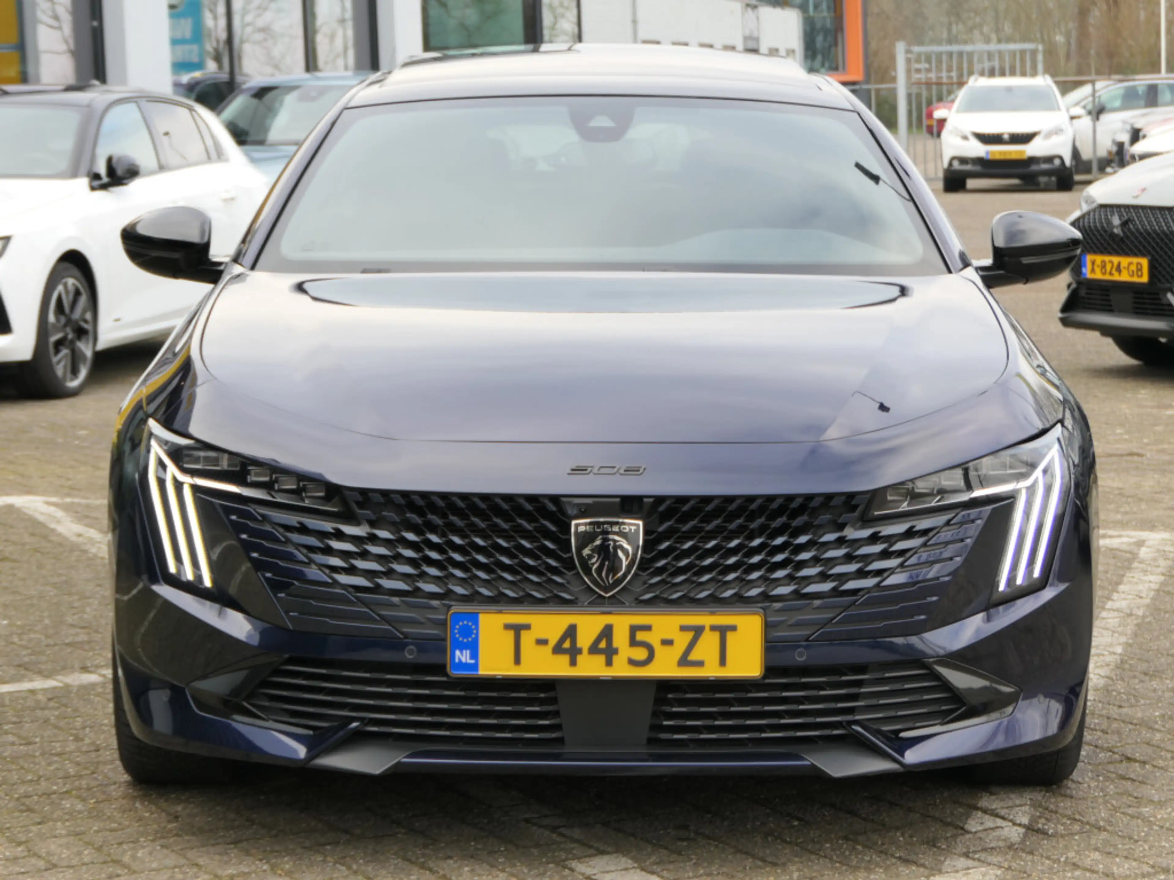 Peugeot 508 1.6 Turbo Plug in Hybrid Allure | Panoramadak — photo 11