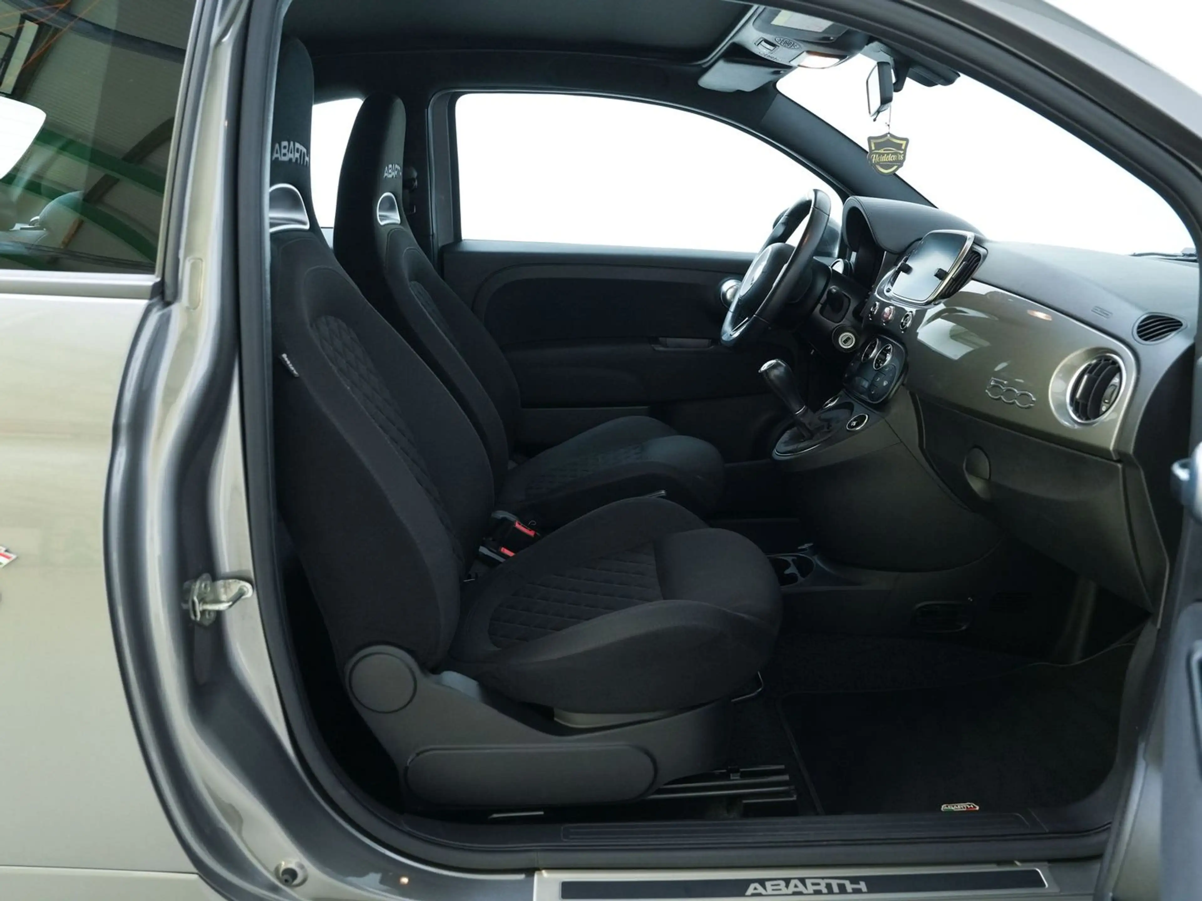 Abarth 595C Abarth 595c FALTDACH*NAVI*TEMPO*KLIMAAUTO*8FACH — photo 13