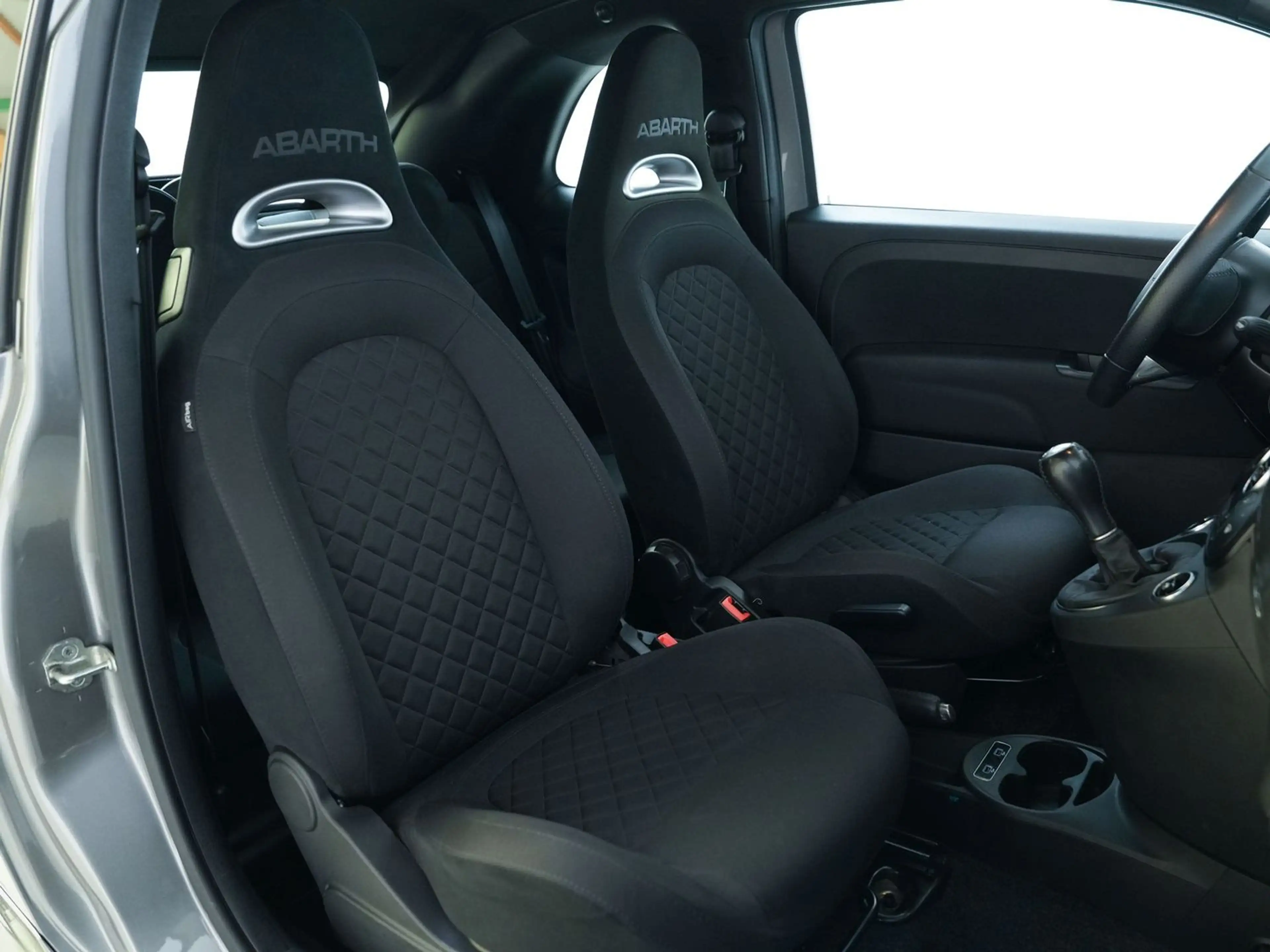 Abarth 595C Abarth 595c FALTDACH*NAVI*TEMPO*KLIMAAUTO*8FACH — photo 14