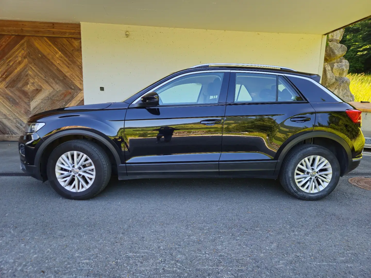 Volkswagen T-Roc 2,0 TDI SCR 4Motion Design Schwarz - 2