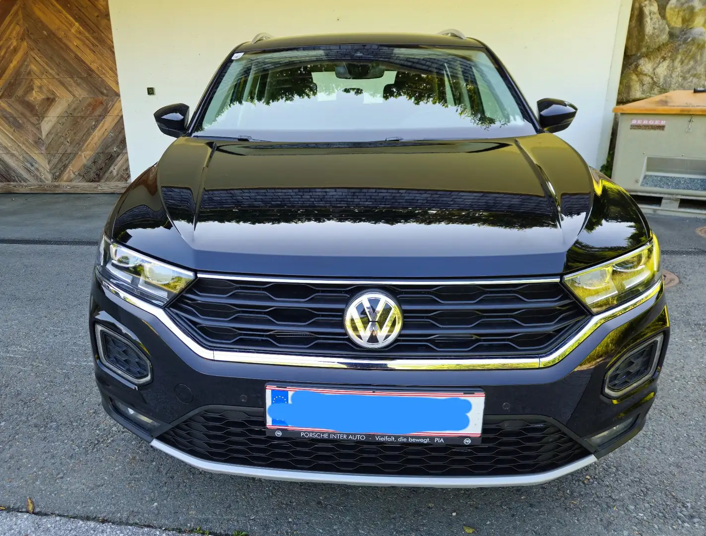 Volkswagen T-Roc 2,0 TDI SCR 4Motion Design Schwarz - 1