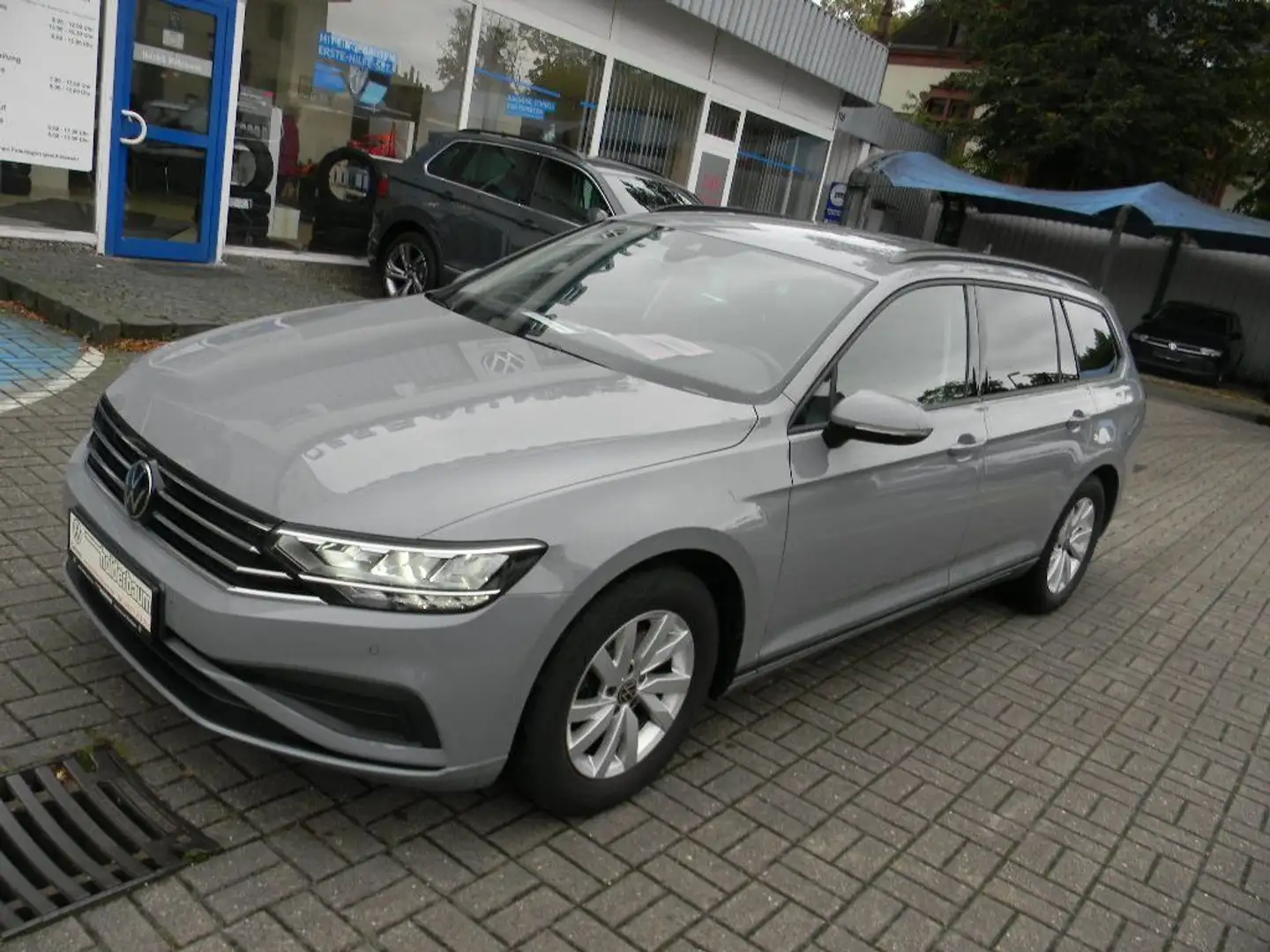 Volkswagen Passat Variant 1,5 TSI 7 GANG DSG AHK,KAMERA Gris - 2